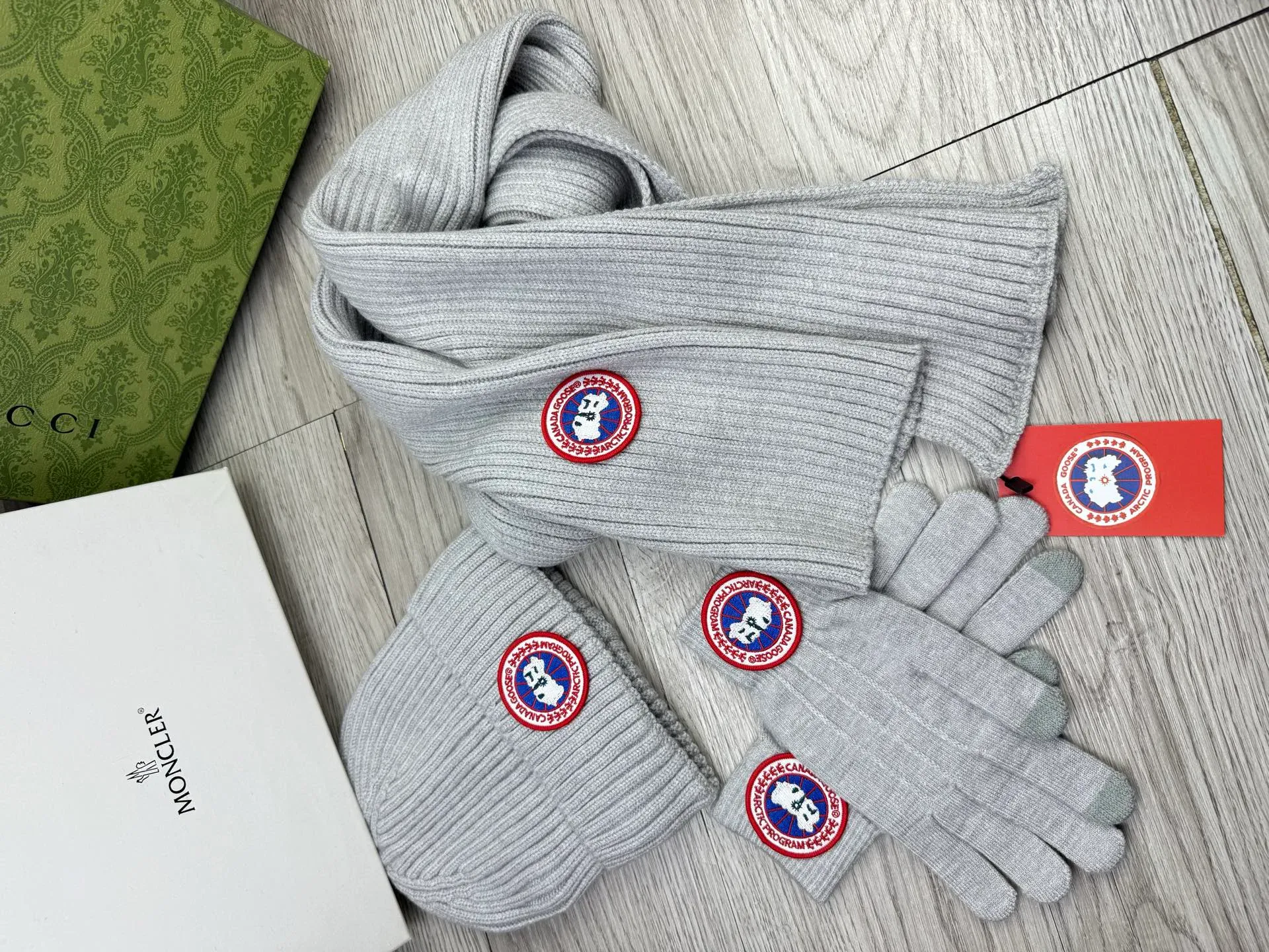 Шарфы Canada Goose 433022