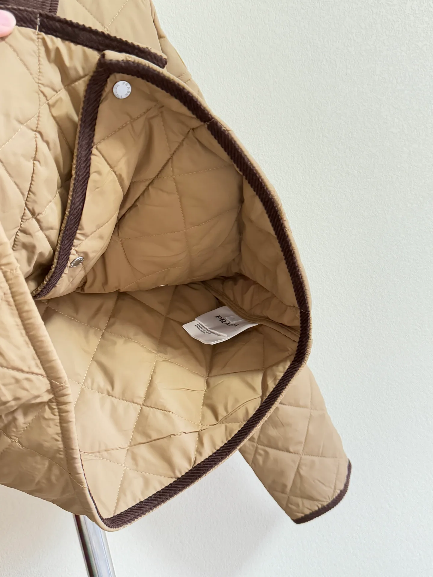 Куртки И Пуховики Женские Prada 131147