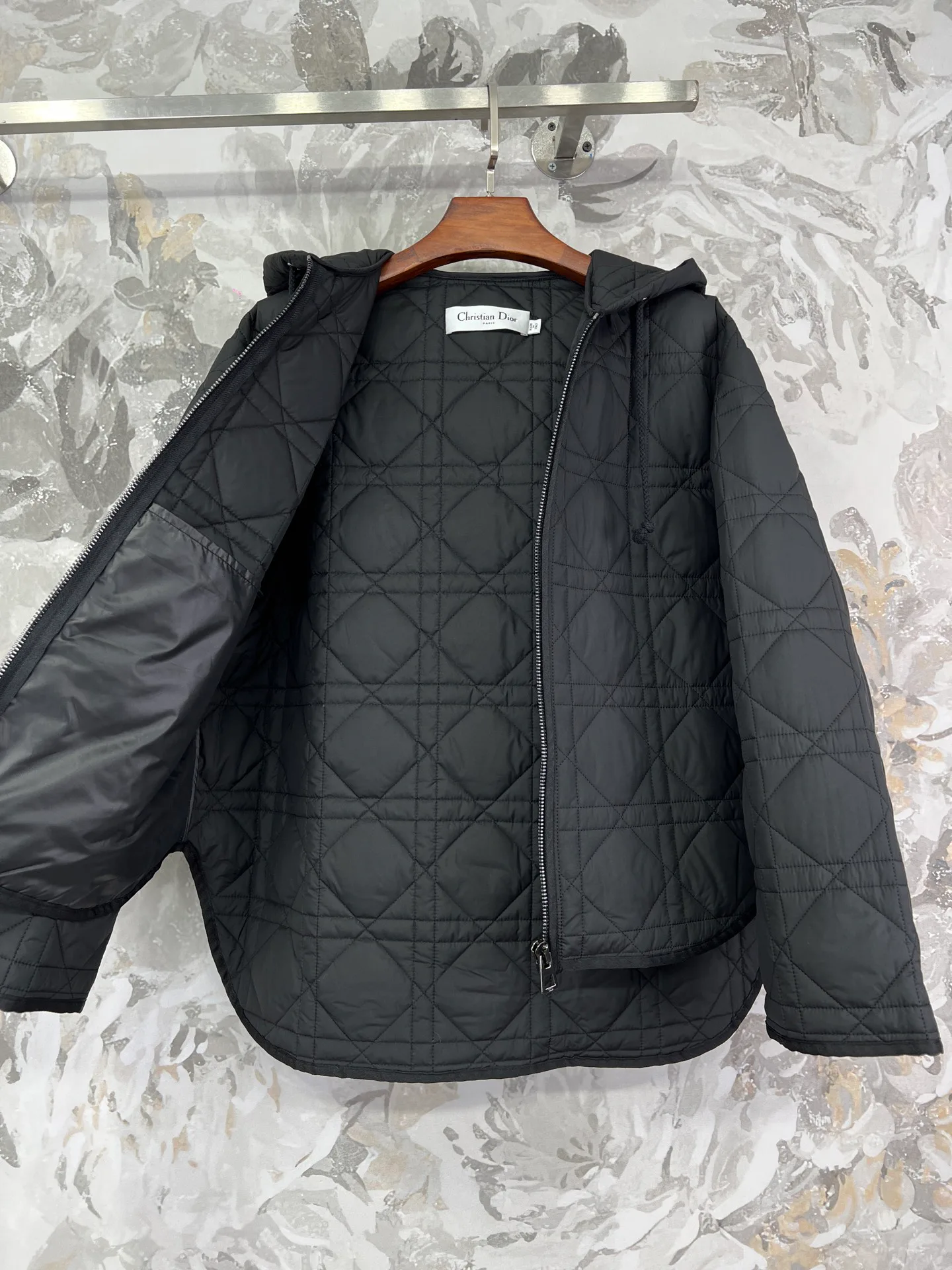 Куртки И Пуховики Женские Christian Dior 97690