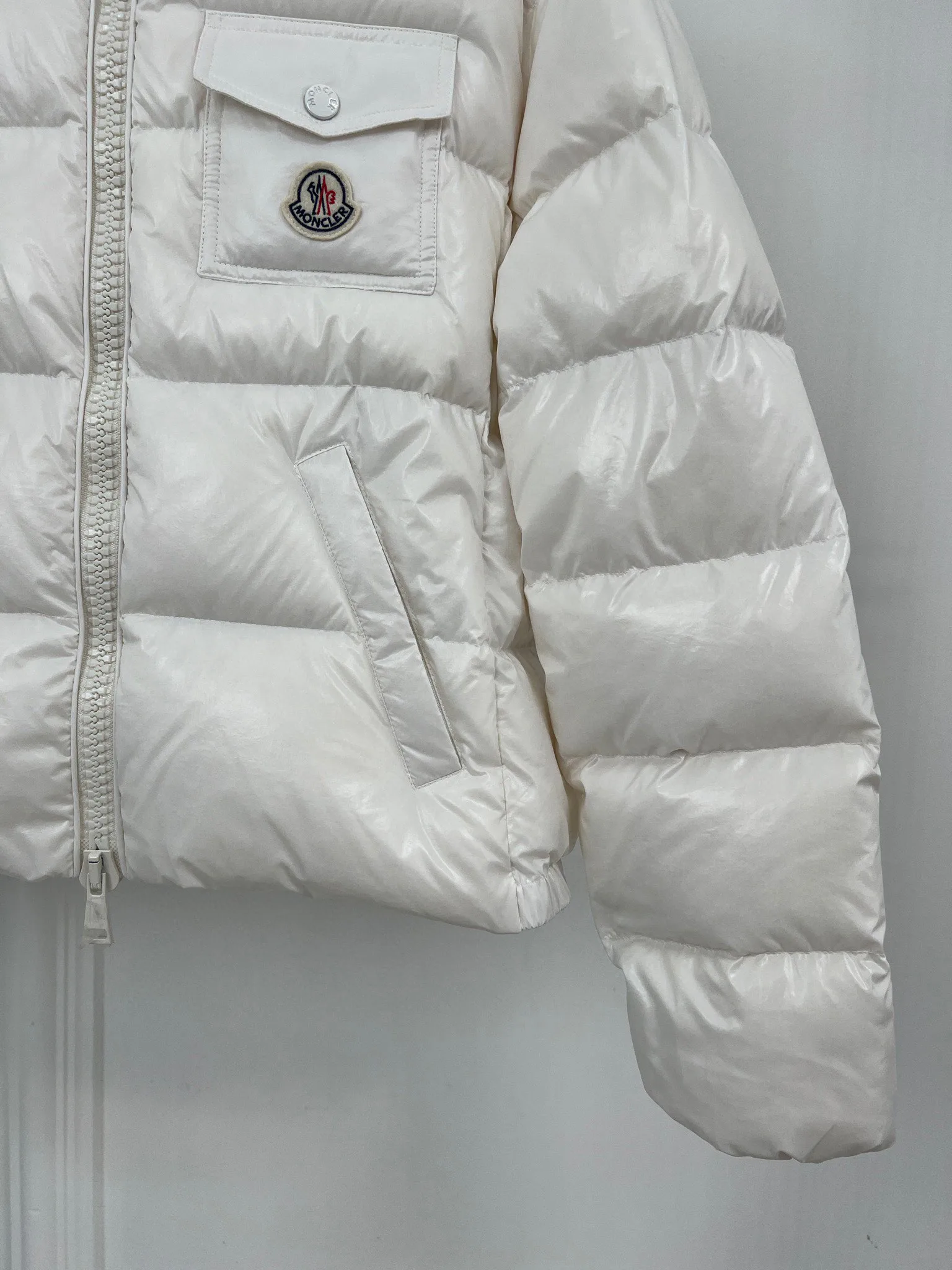 Куртки И Пуховики Женские Moncler 18416215