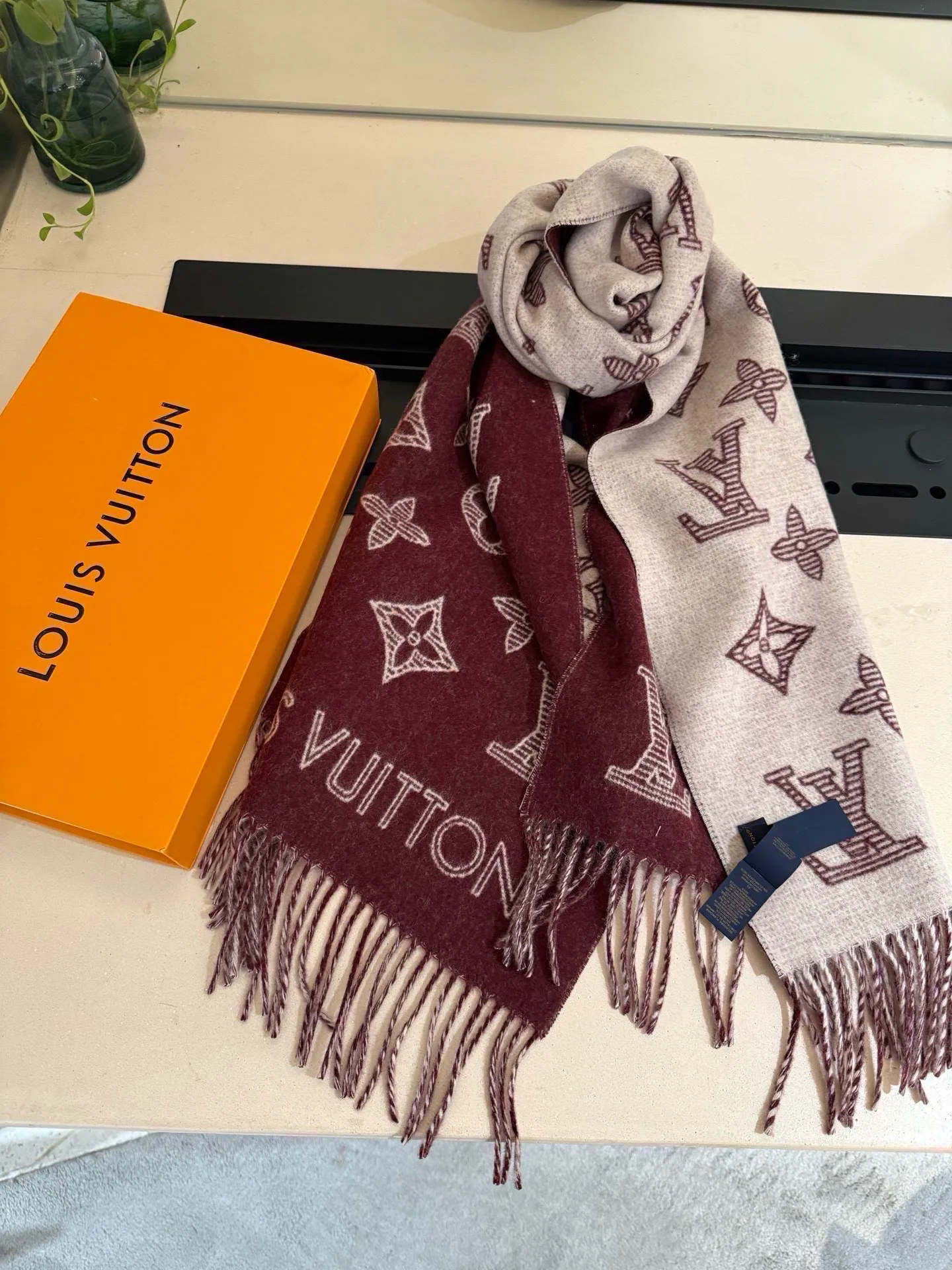 Шарфы Louis Vuitton 17448547