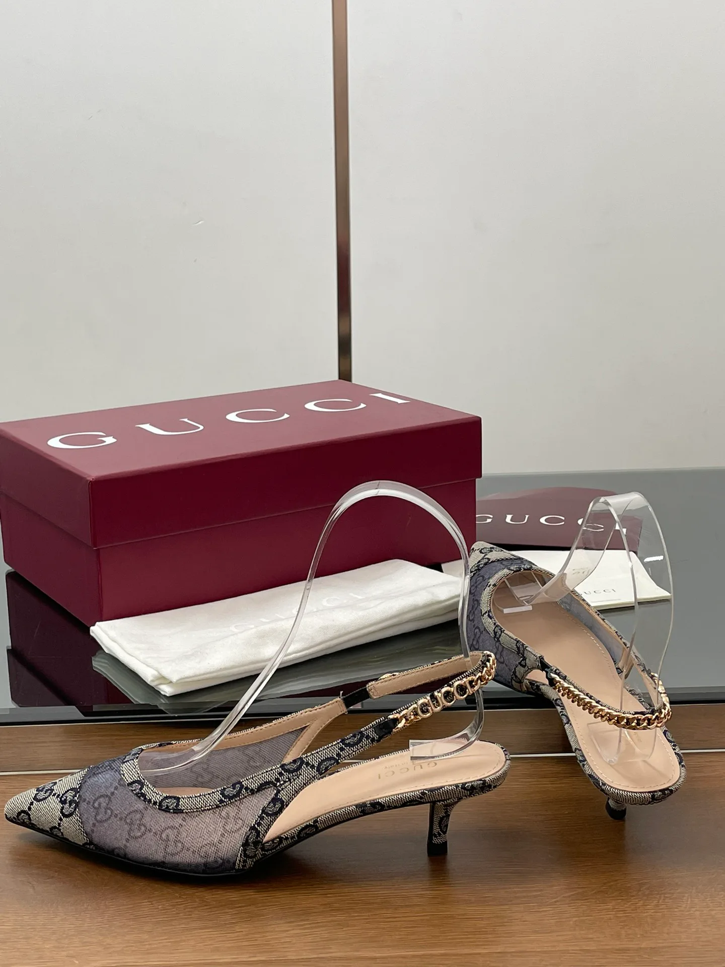 Туфли Женские Gucci 805260