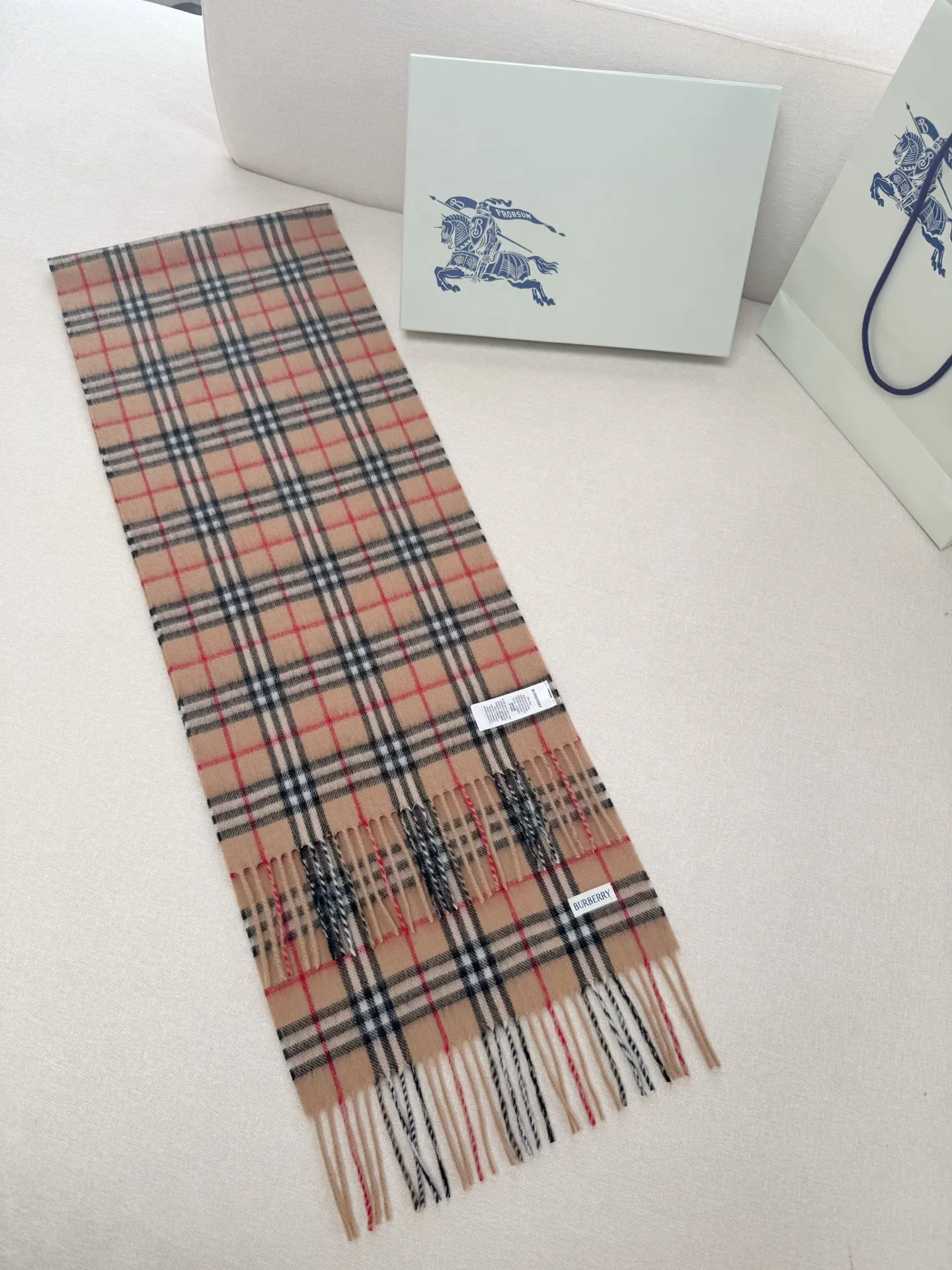 Шарфы Burberry 11247752