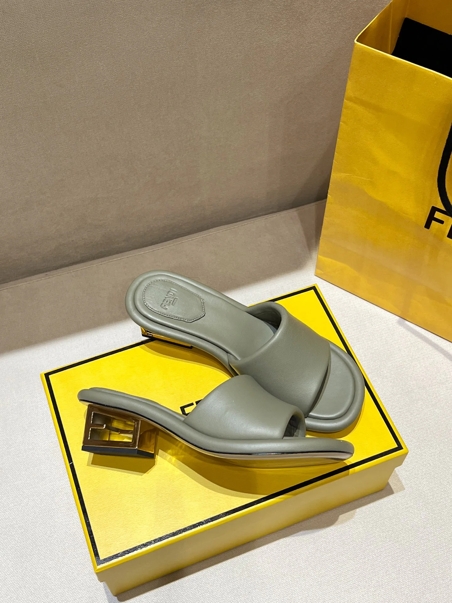 Туфли Женские Fendi 11156793