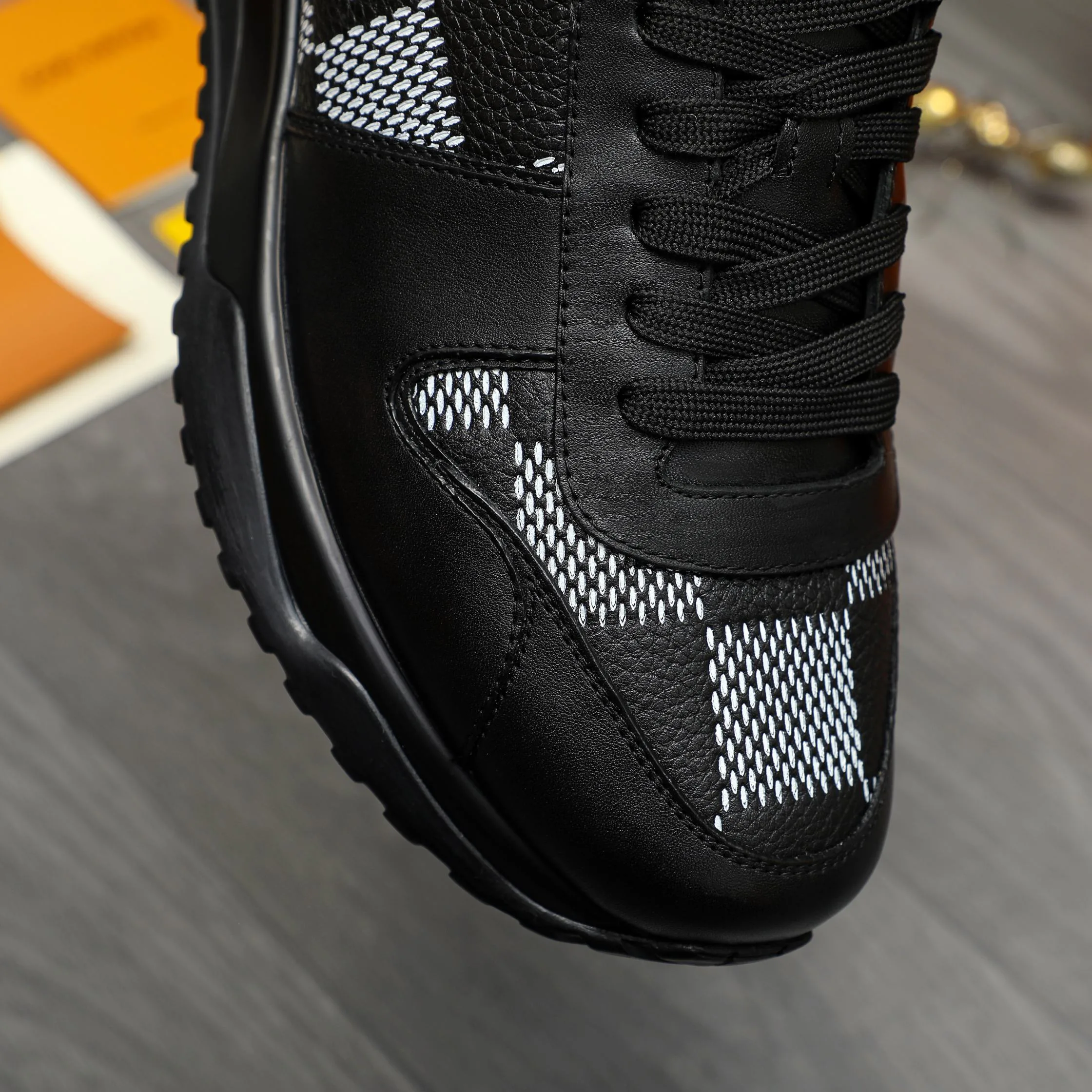 Кроссовки Мужские Louis Vuitton 288024