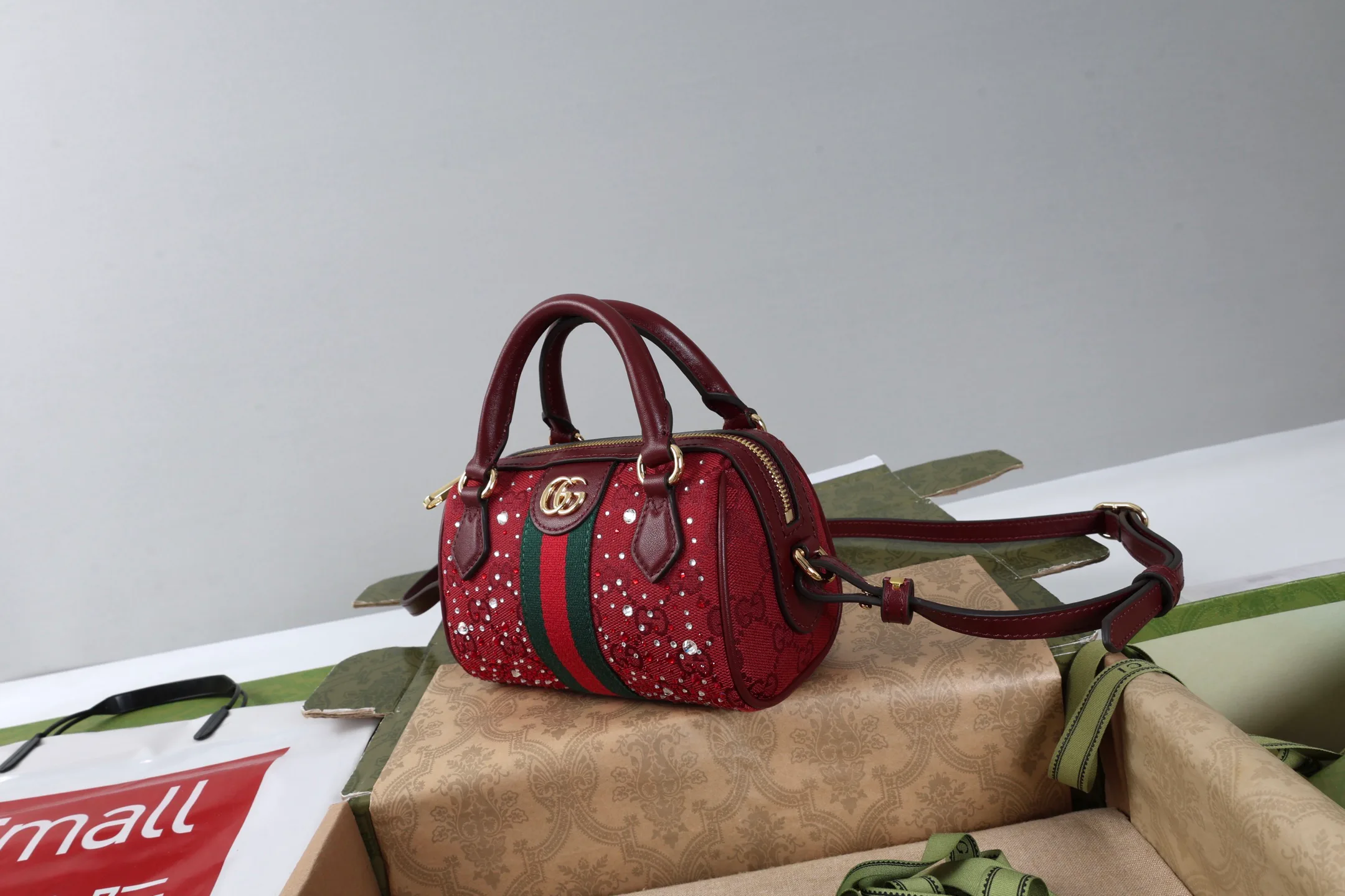 Классические Сумки Женские Gucci 2606377