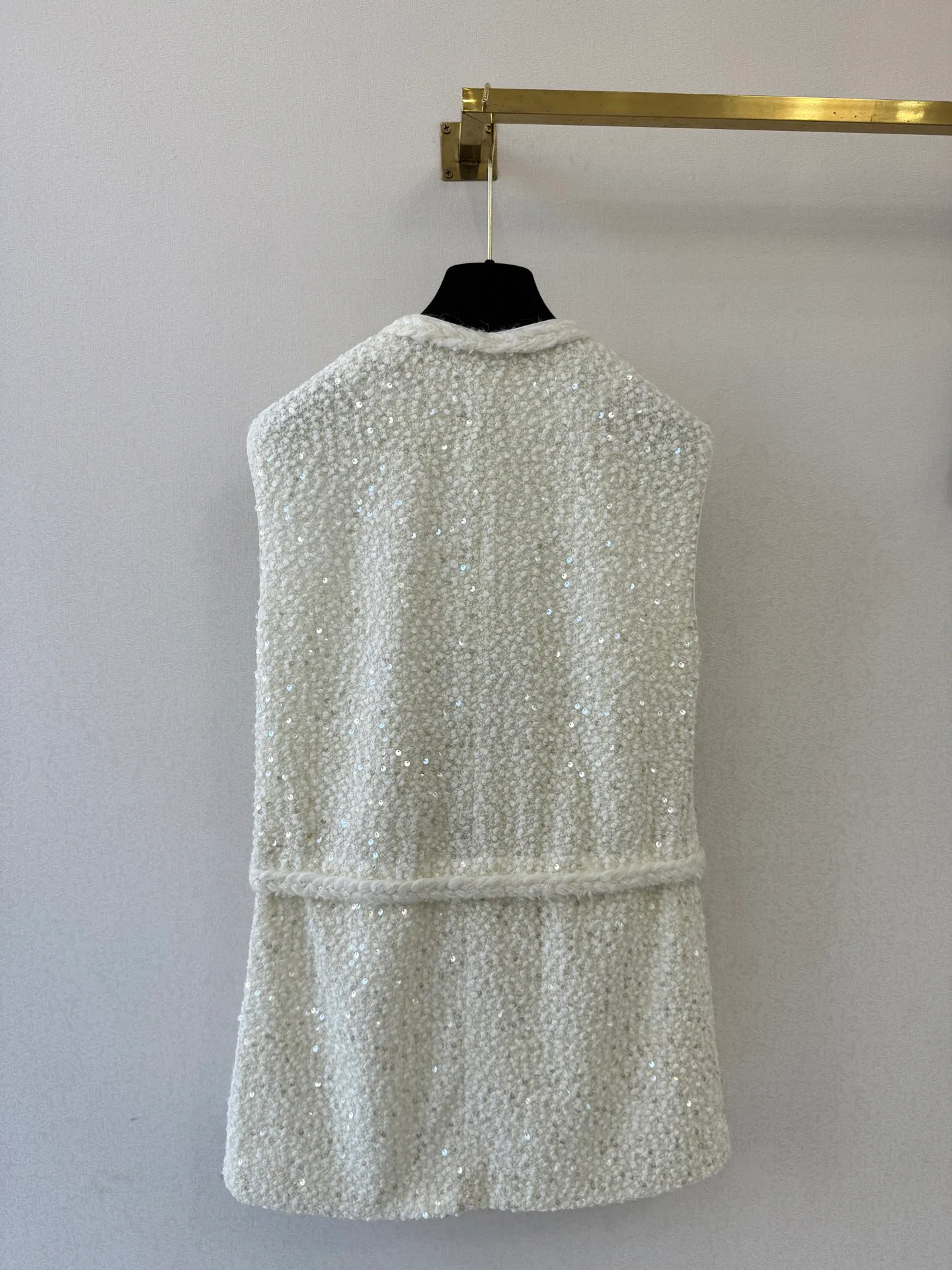 Жилеты Женские Chanel 11452325