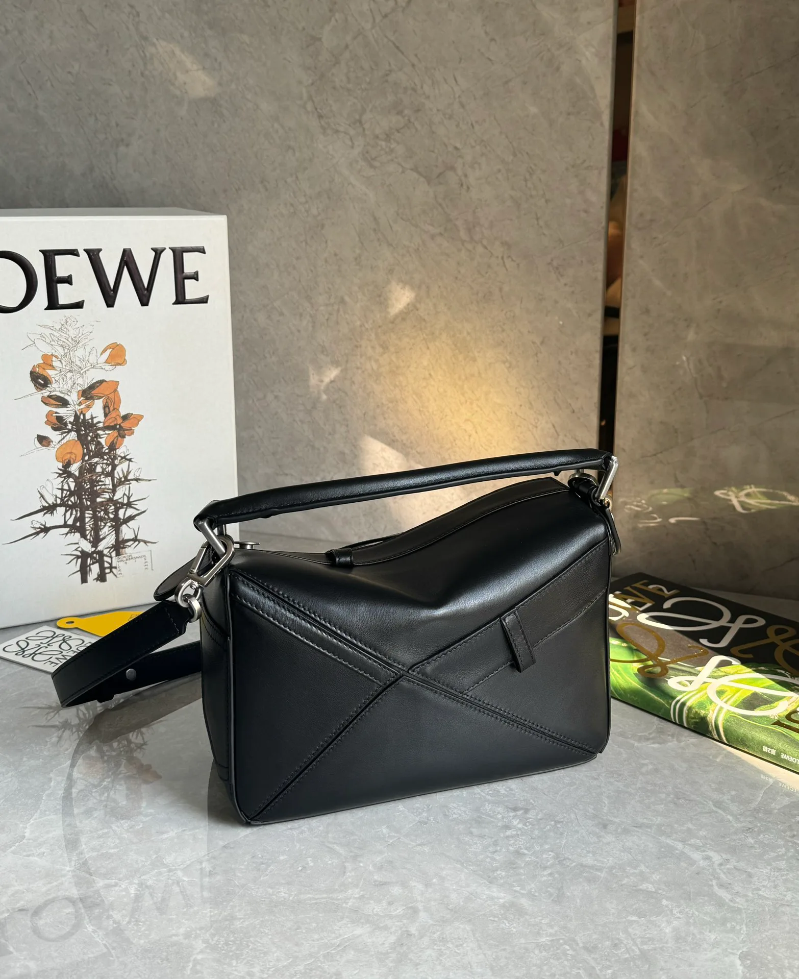 Сумки На Ремне Женские Loewe 11402846