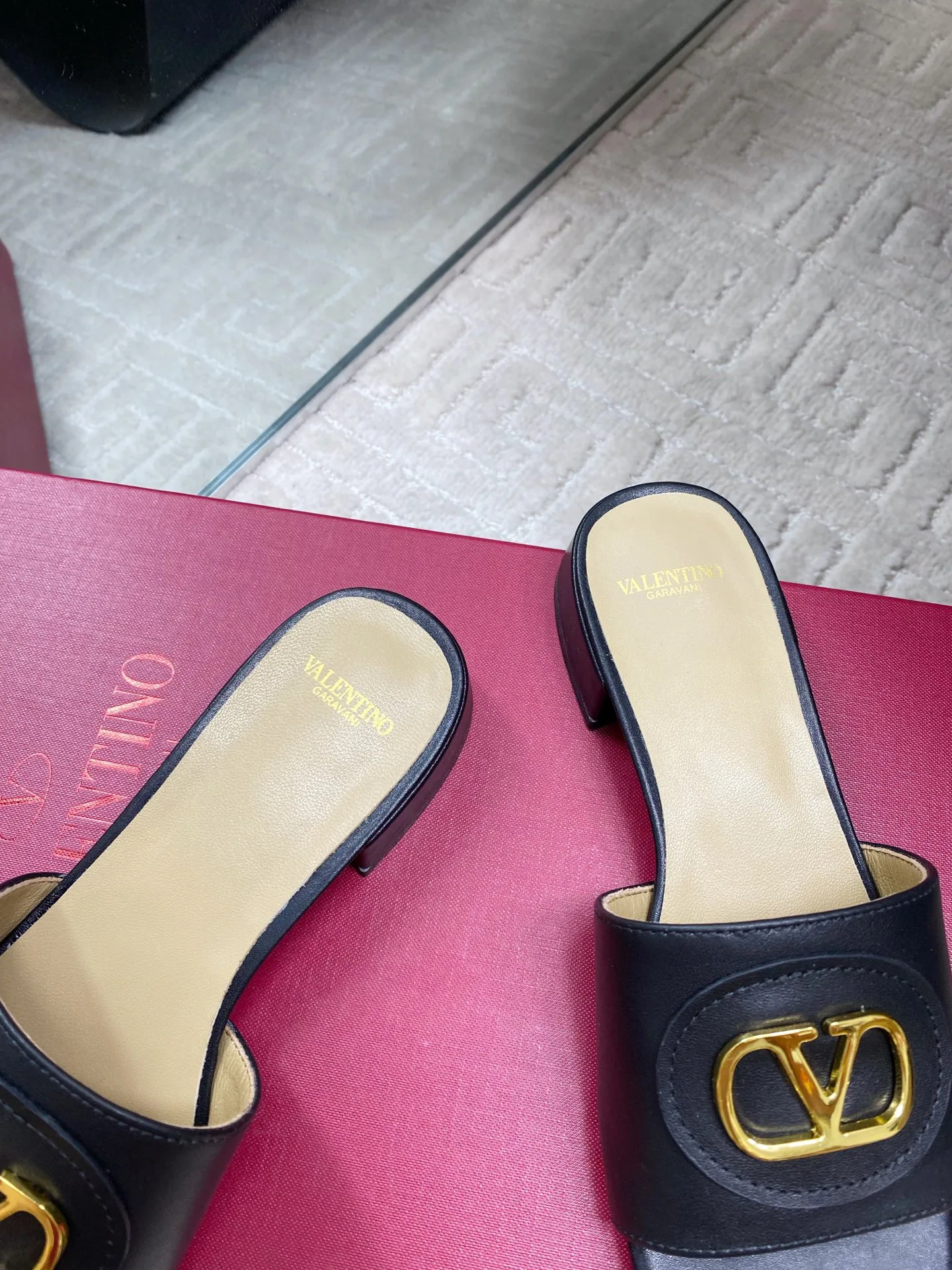 Шлепанцы Женские Valentino 32789