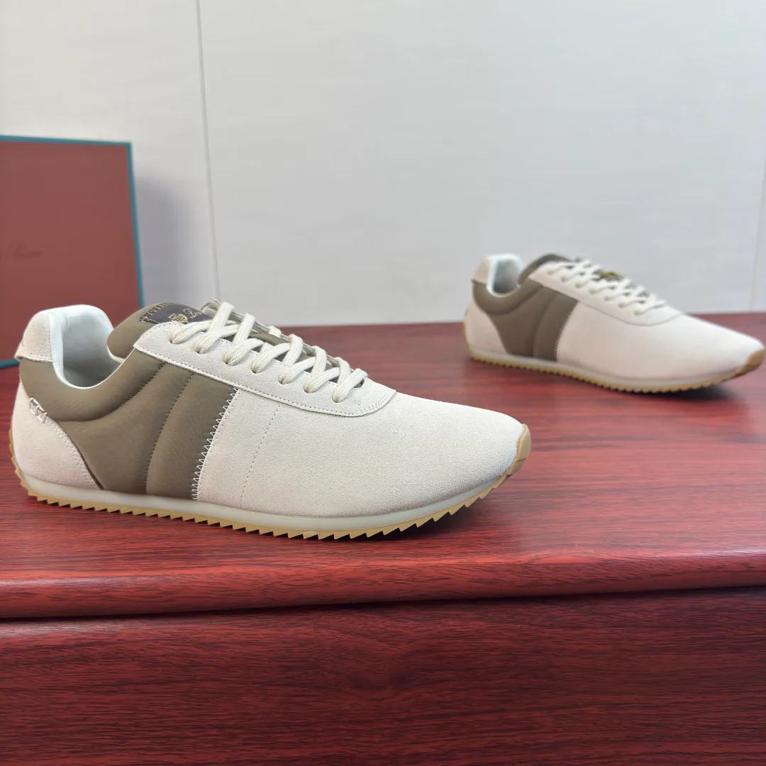 Кроссовки Женские Loro Piana 17636485