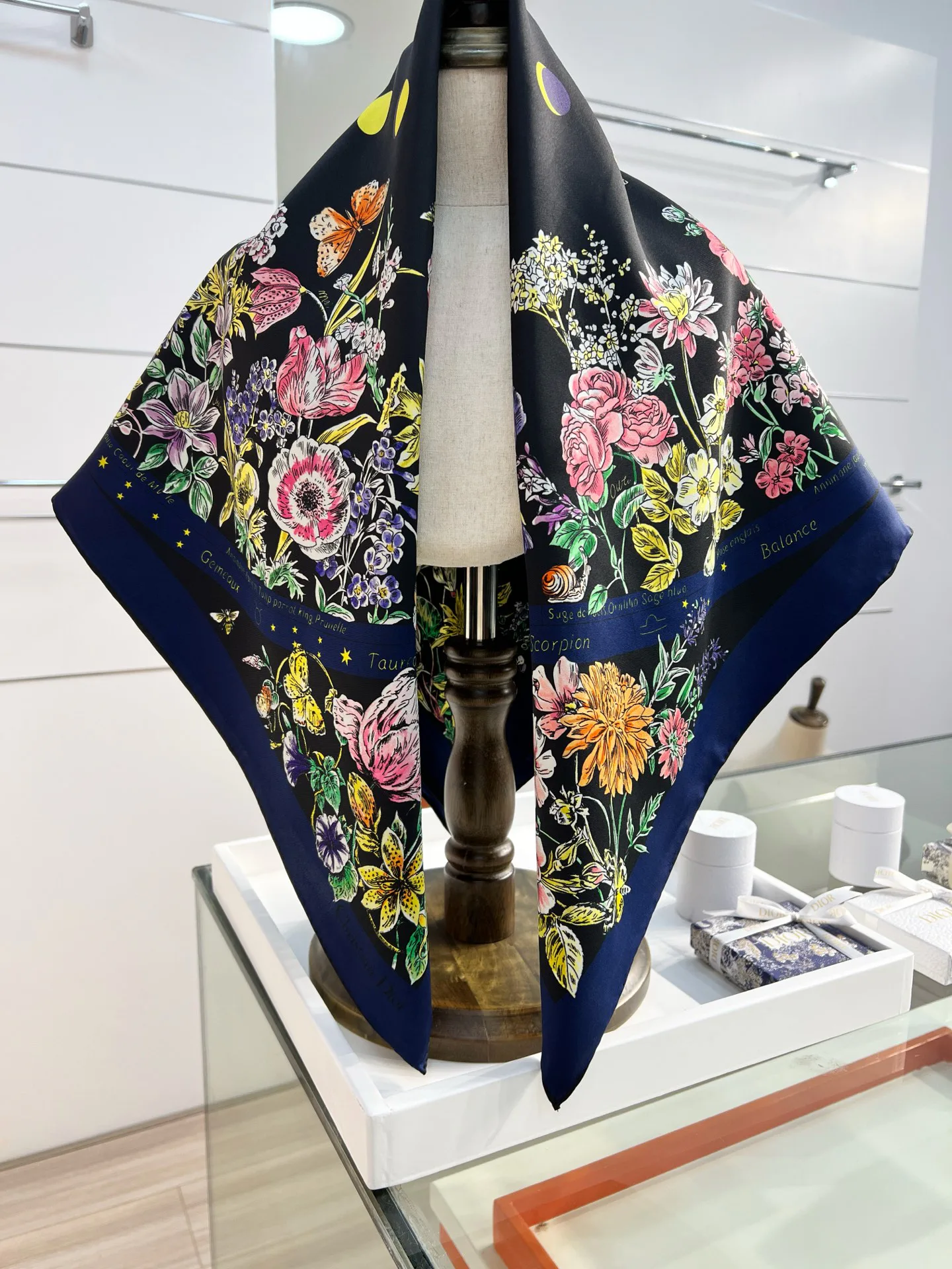 Платки Christian Dior 4791958