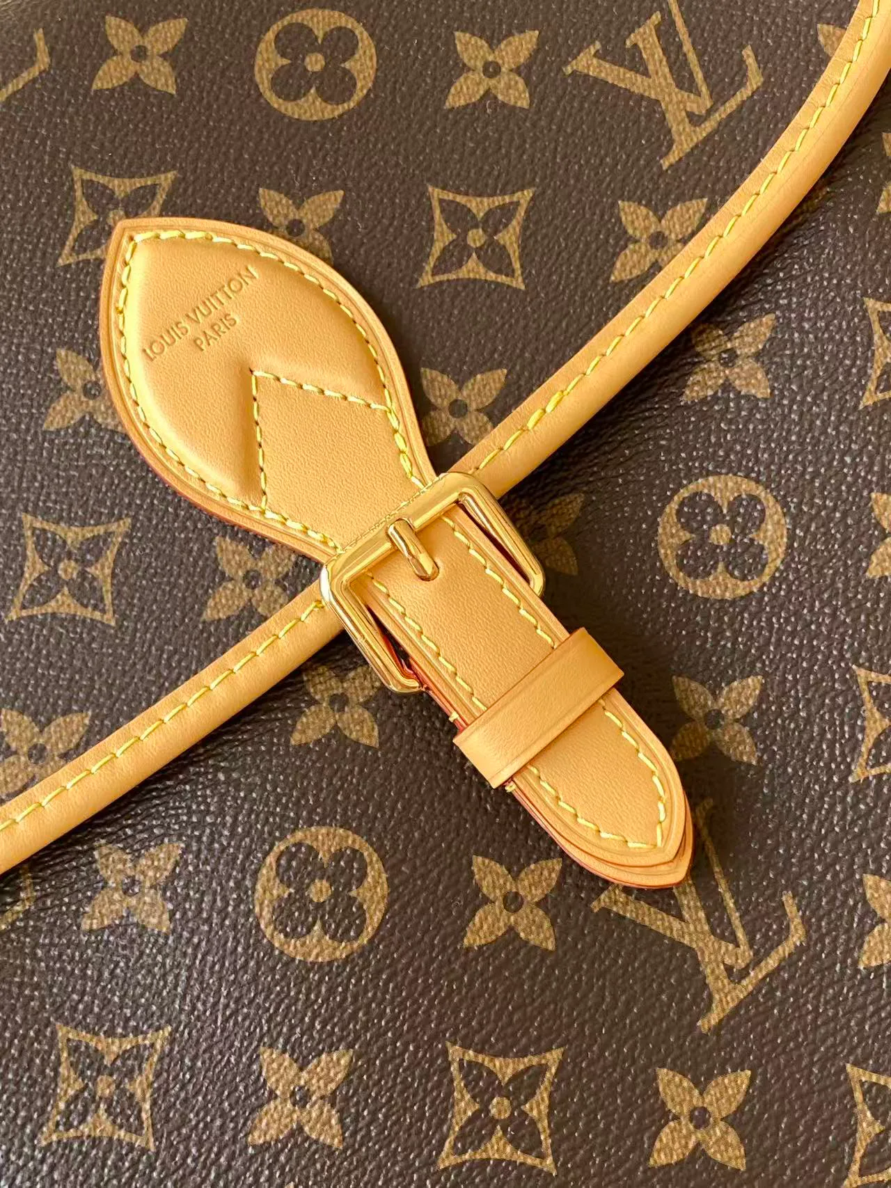 Рюкзаки Женские Louis Vuitton 17949201