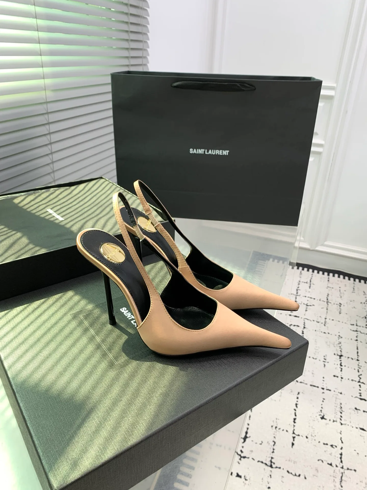 Туфли Женские Saint Laurent 355712