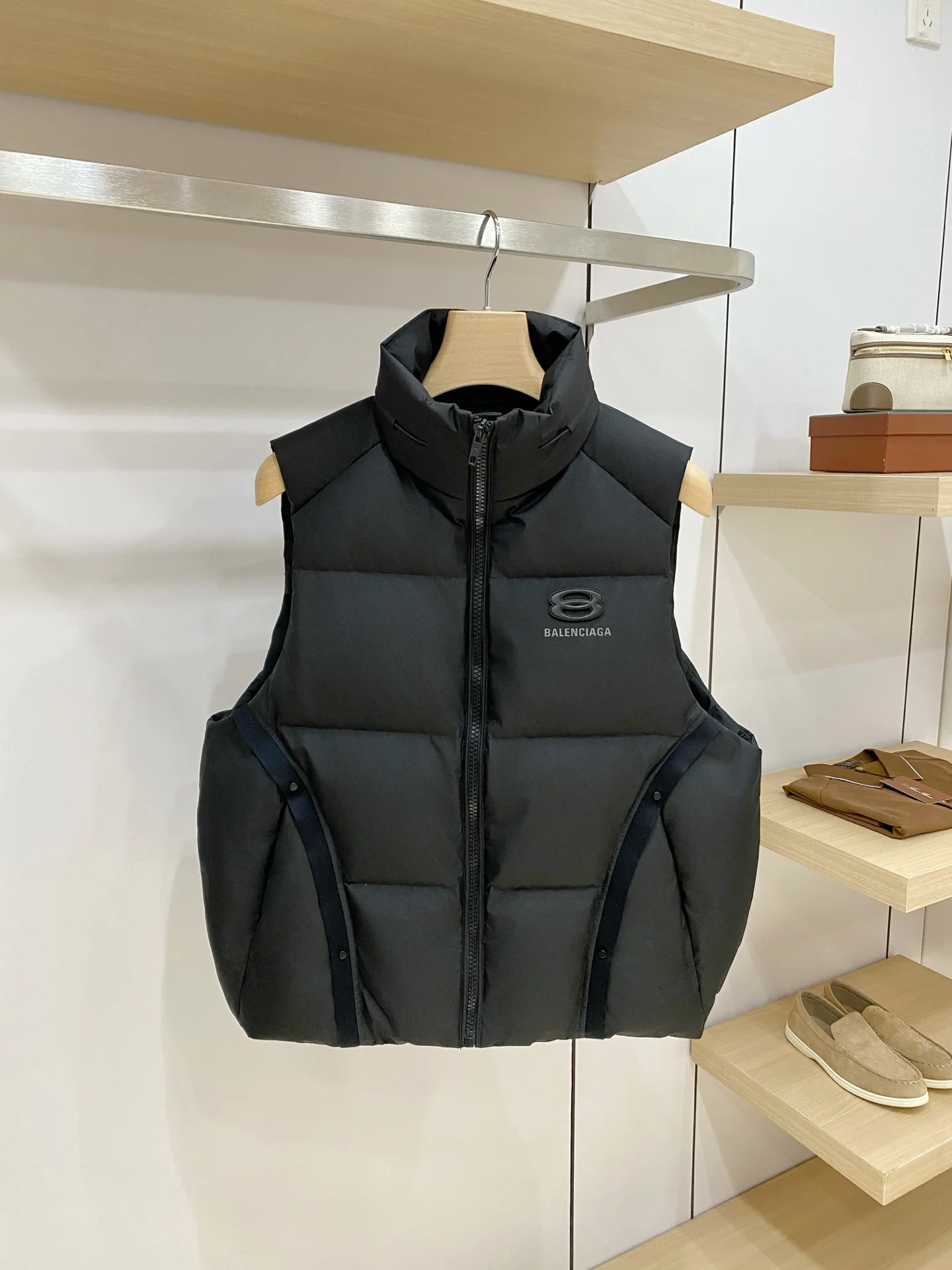 Жилеты Женские Balenciaga 18639713