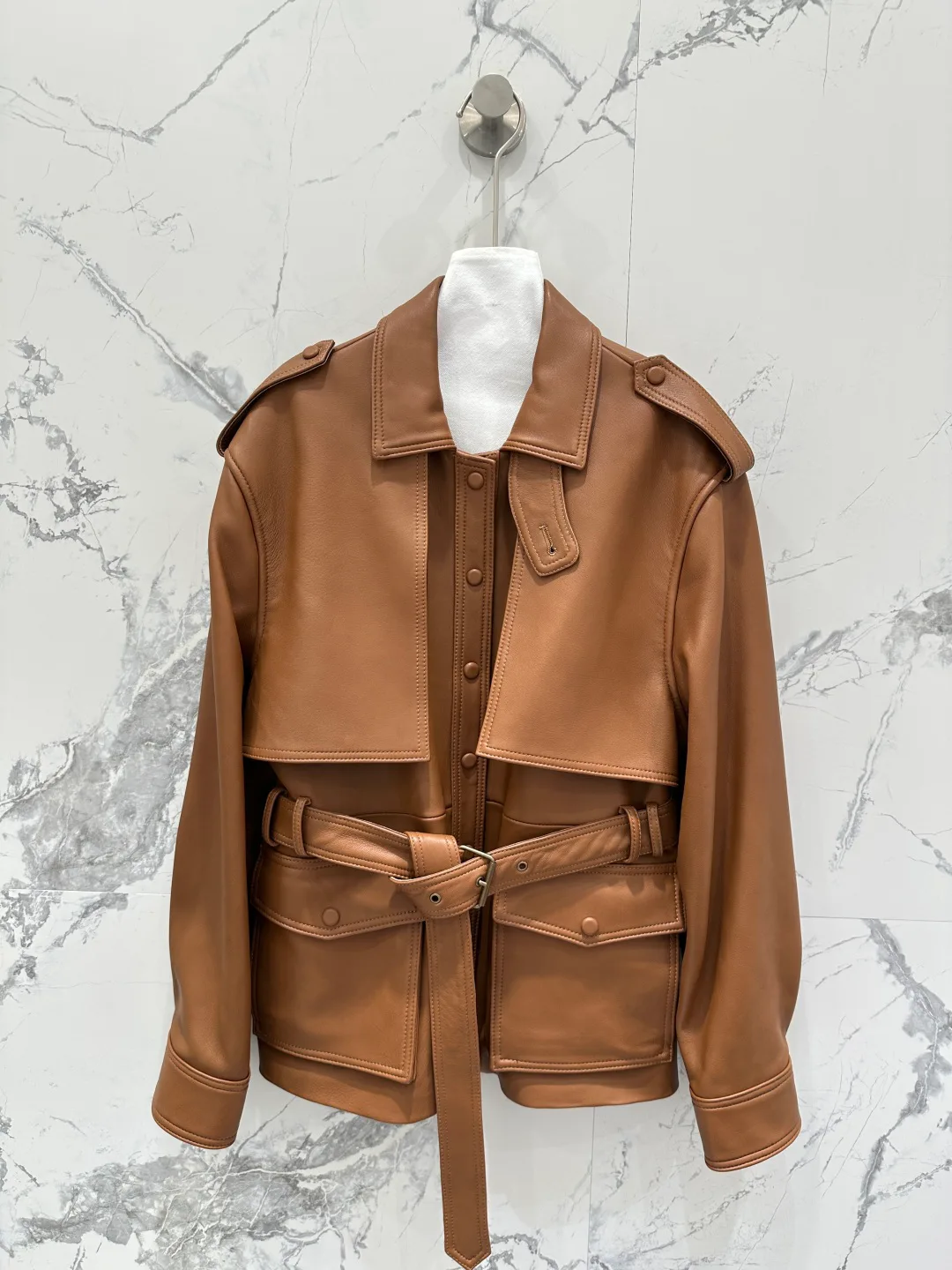 Кожаные Куртки И Дублёнки Женские Saint Laurent 2576645