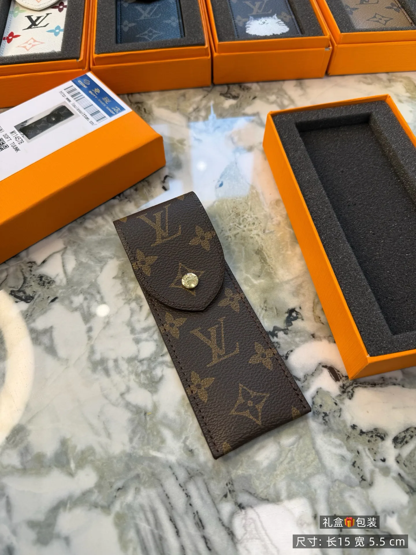 Клатчи Женские Louis Vuitton 11671480