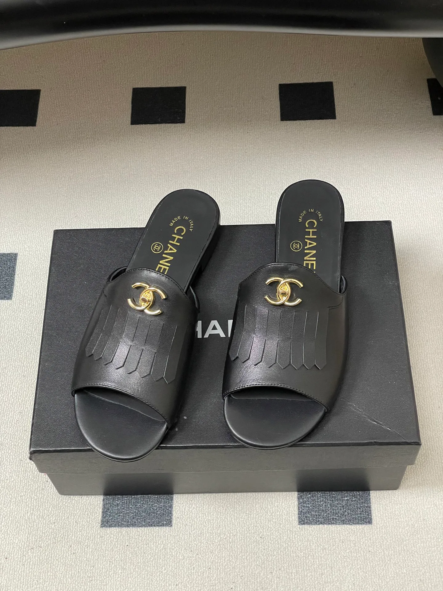 Босоножки Женские Chanel 10993930