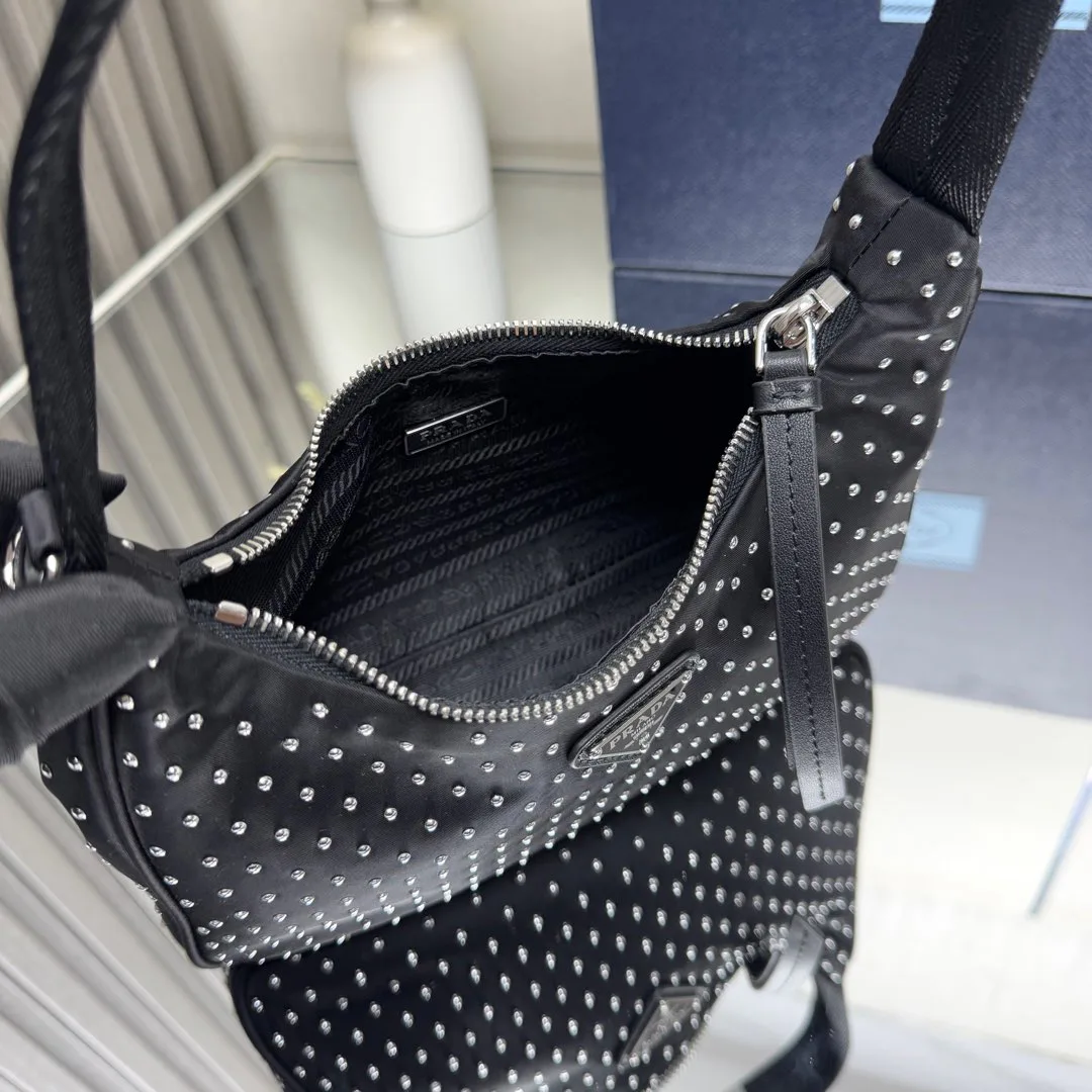 Классические Сумки Женские Prada 7924