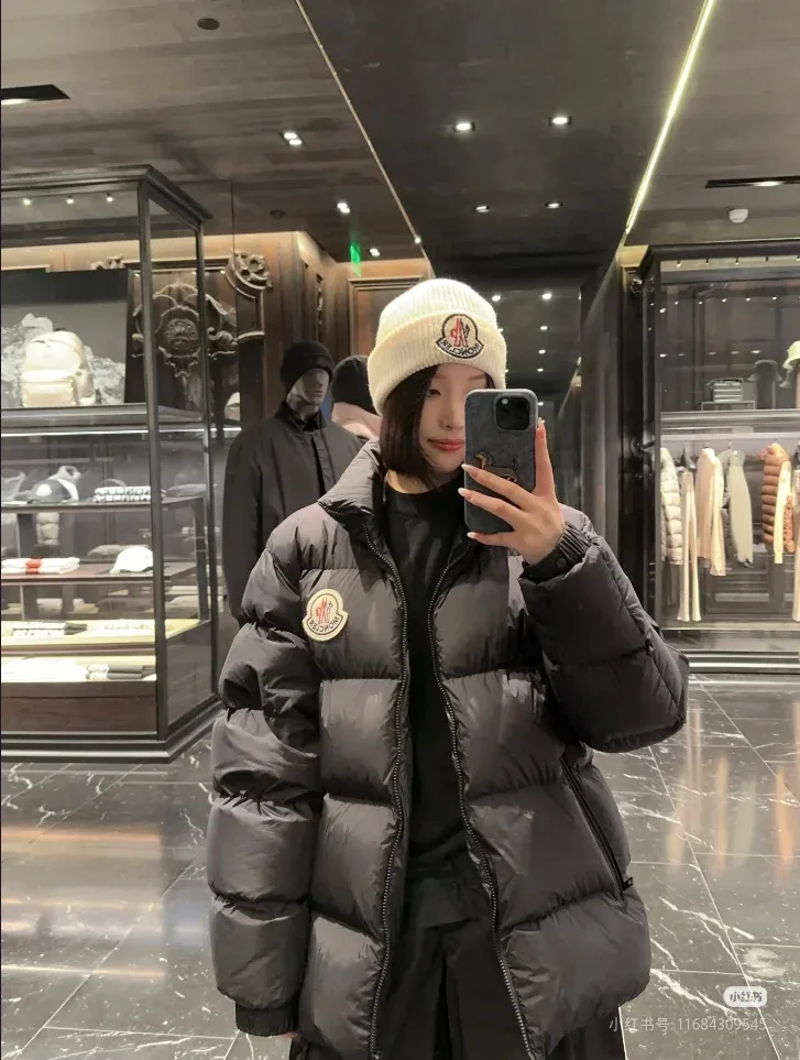 Куртки И Пуховики Женские Moncler 18044430