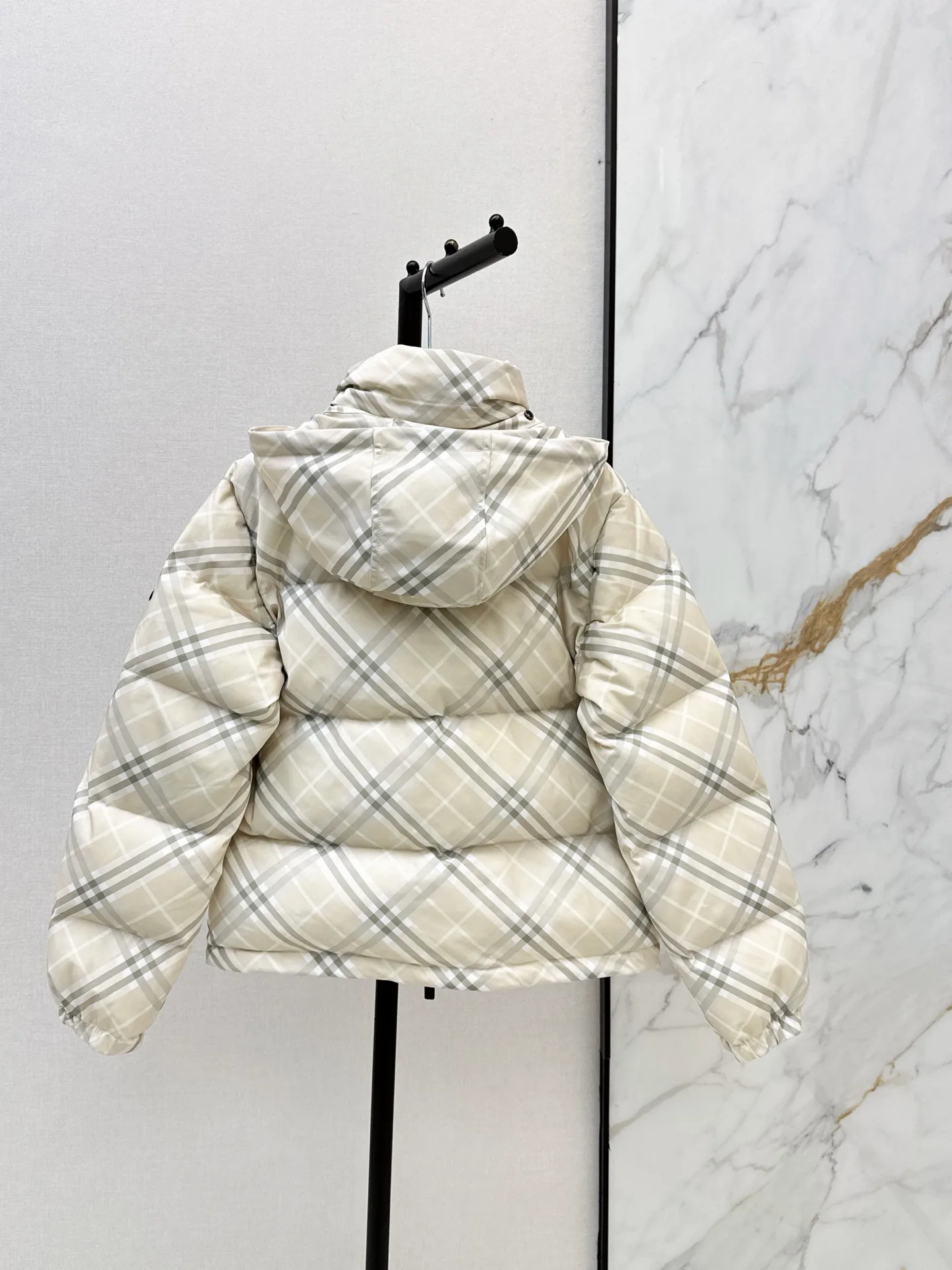 Куртки И Пуховики Женские Burberry 18184267