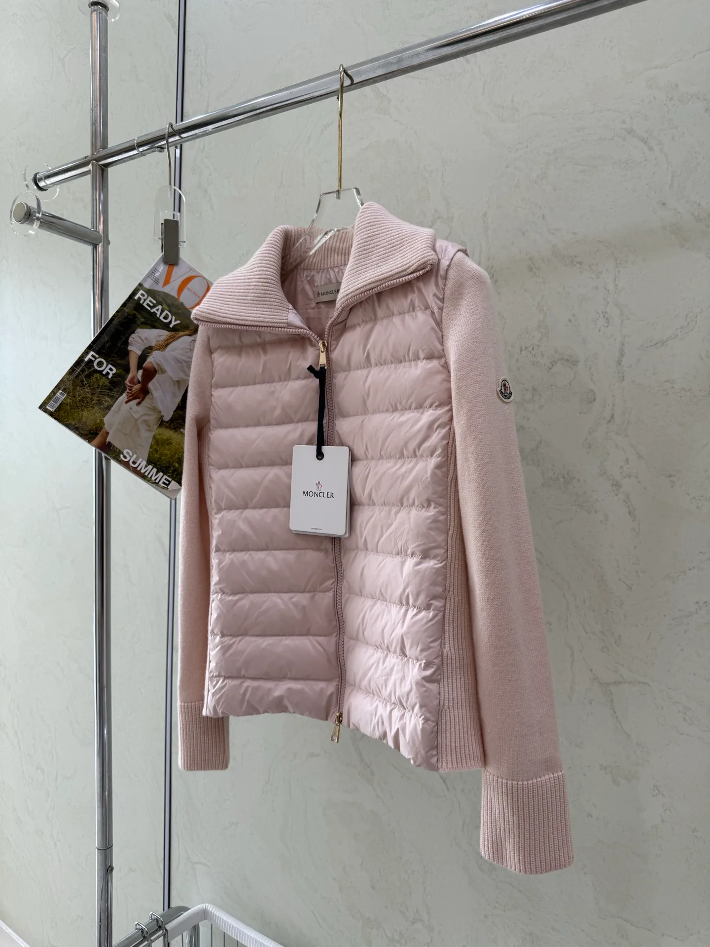 Куртки И Пуховики Женские Moncler 17918881