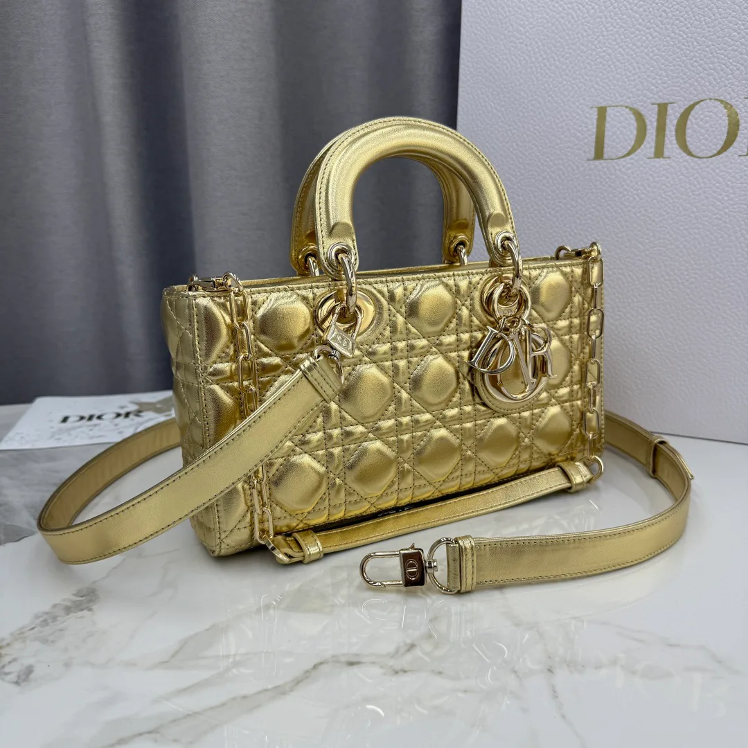 Классические Сумки Женские Christian Dior 18116440