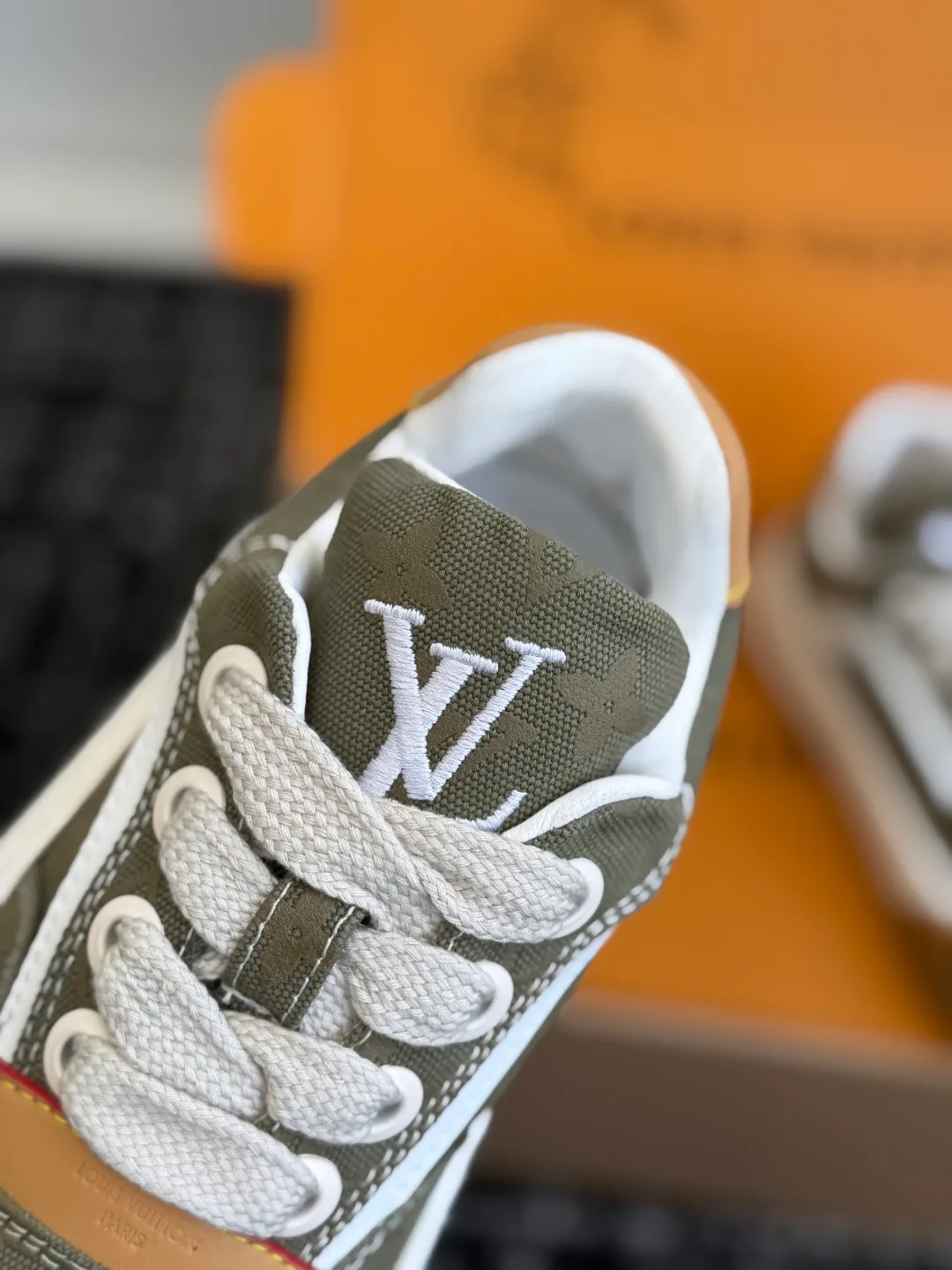 Кроссовки Женские Louis Vuitton 669413