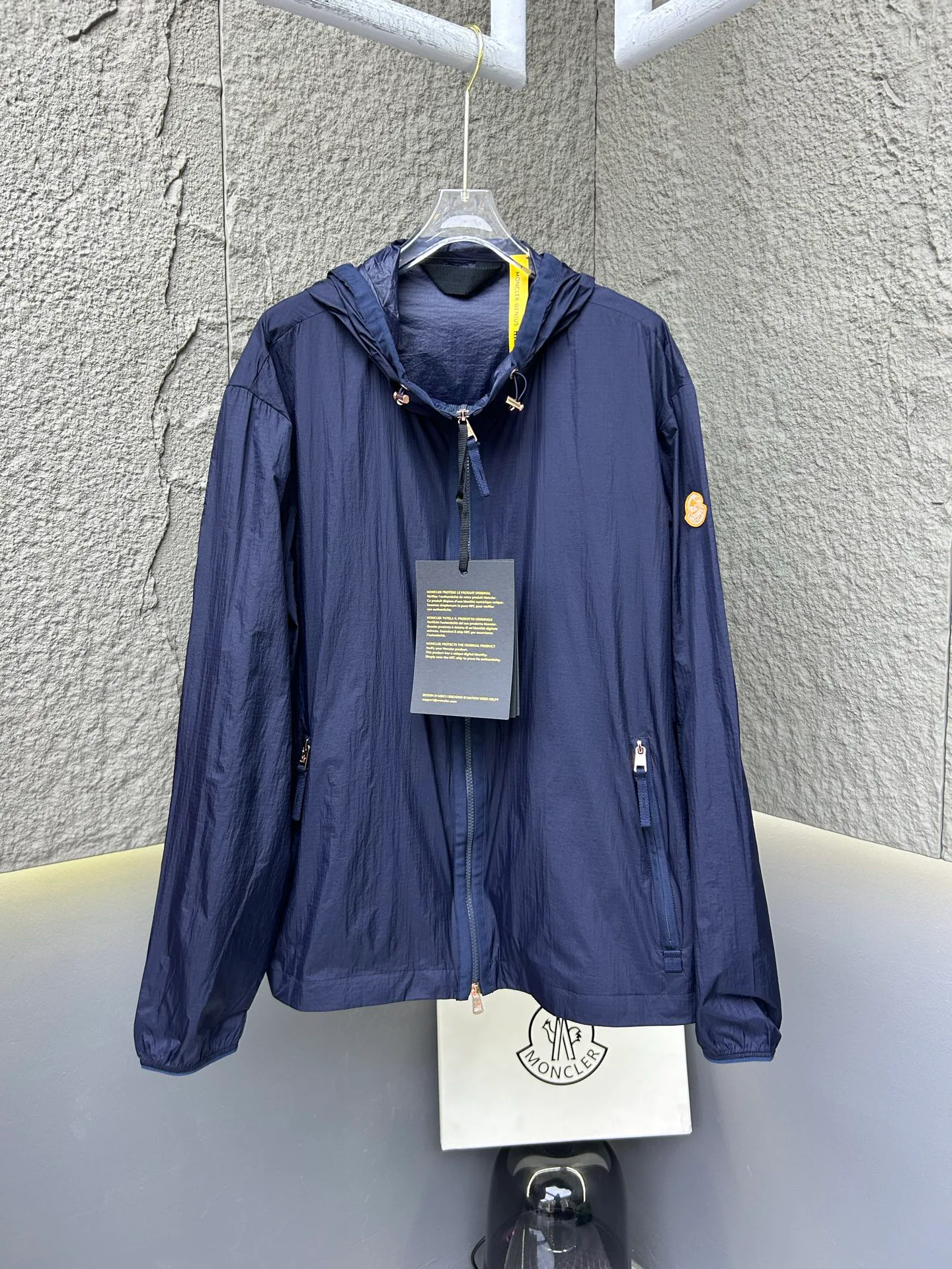 Куртки И Пуховики Женские Moncler 11317716