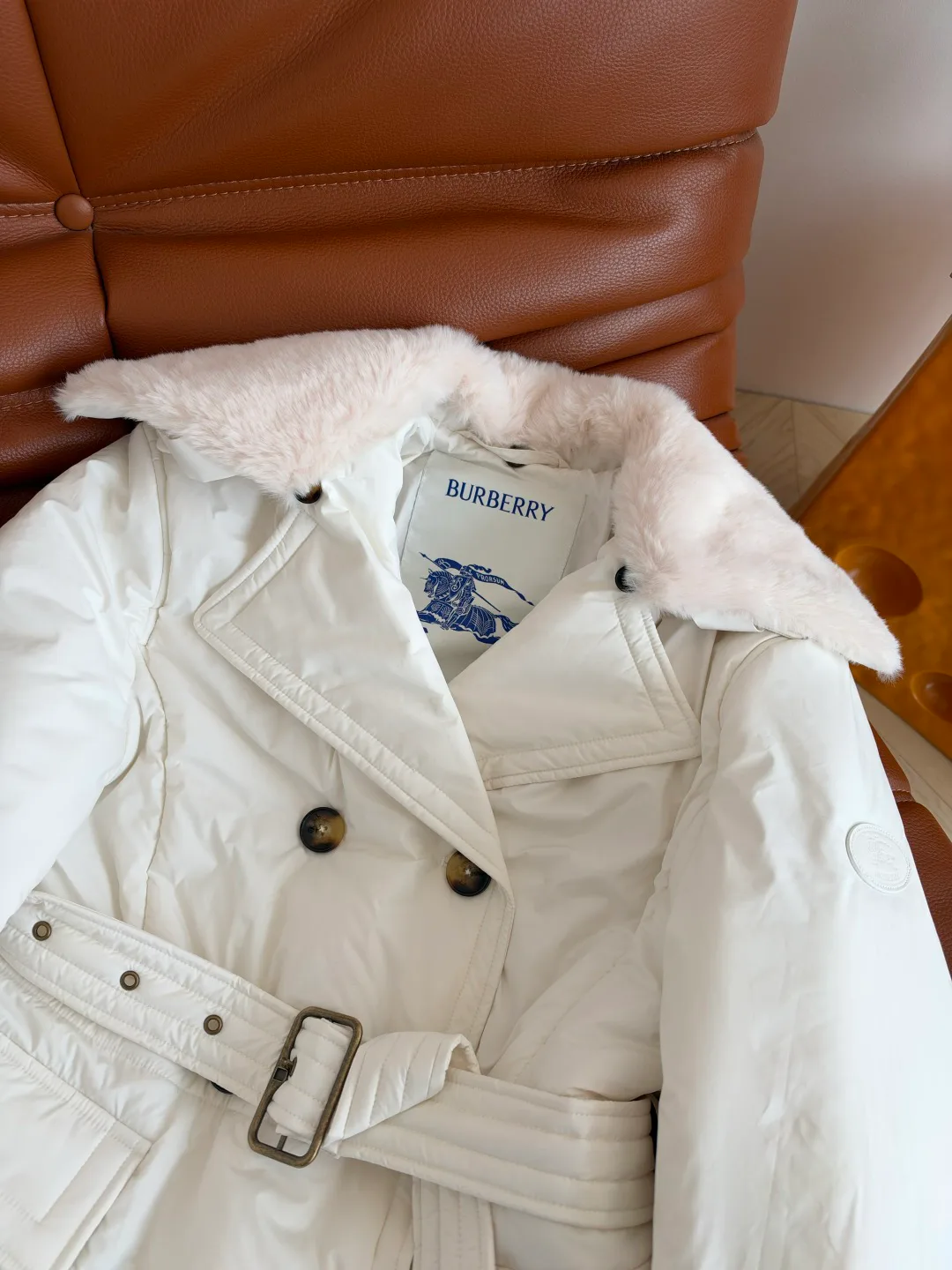 Куртки И Пуховики Женские Burberry 19809743