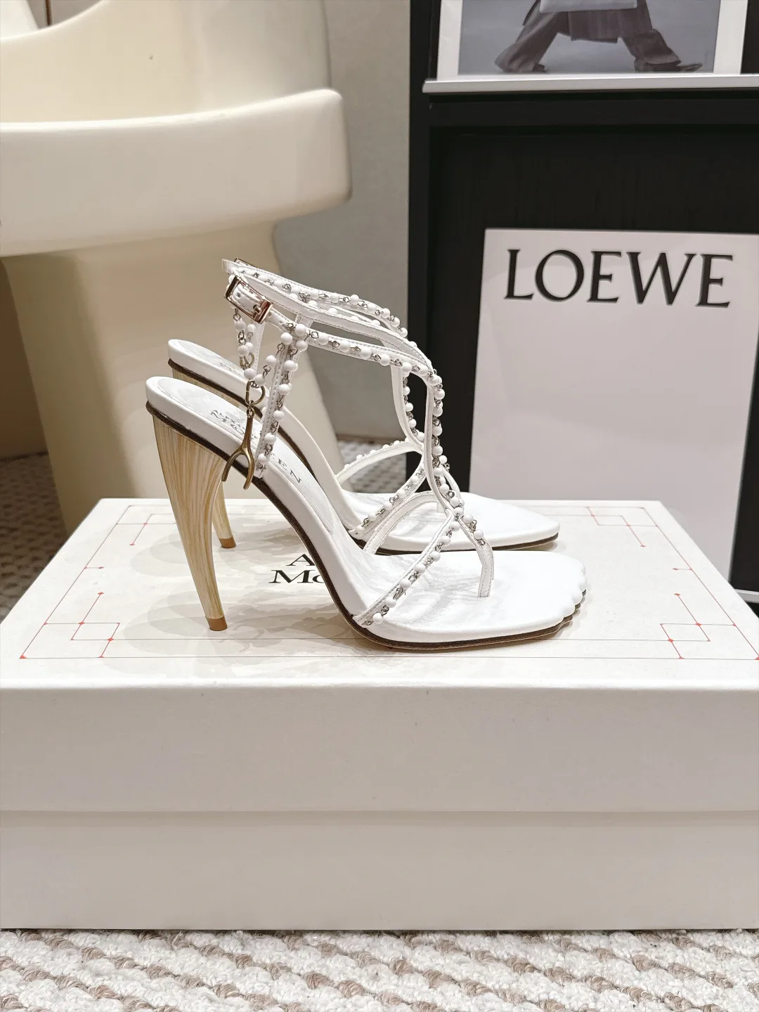 Босоножки Женские Alexander Mcqueen 19228047