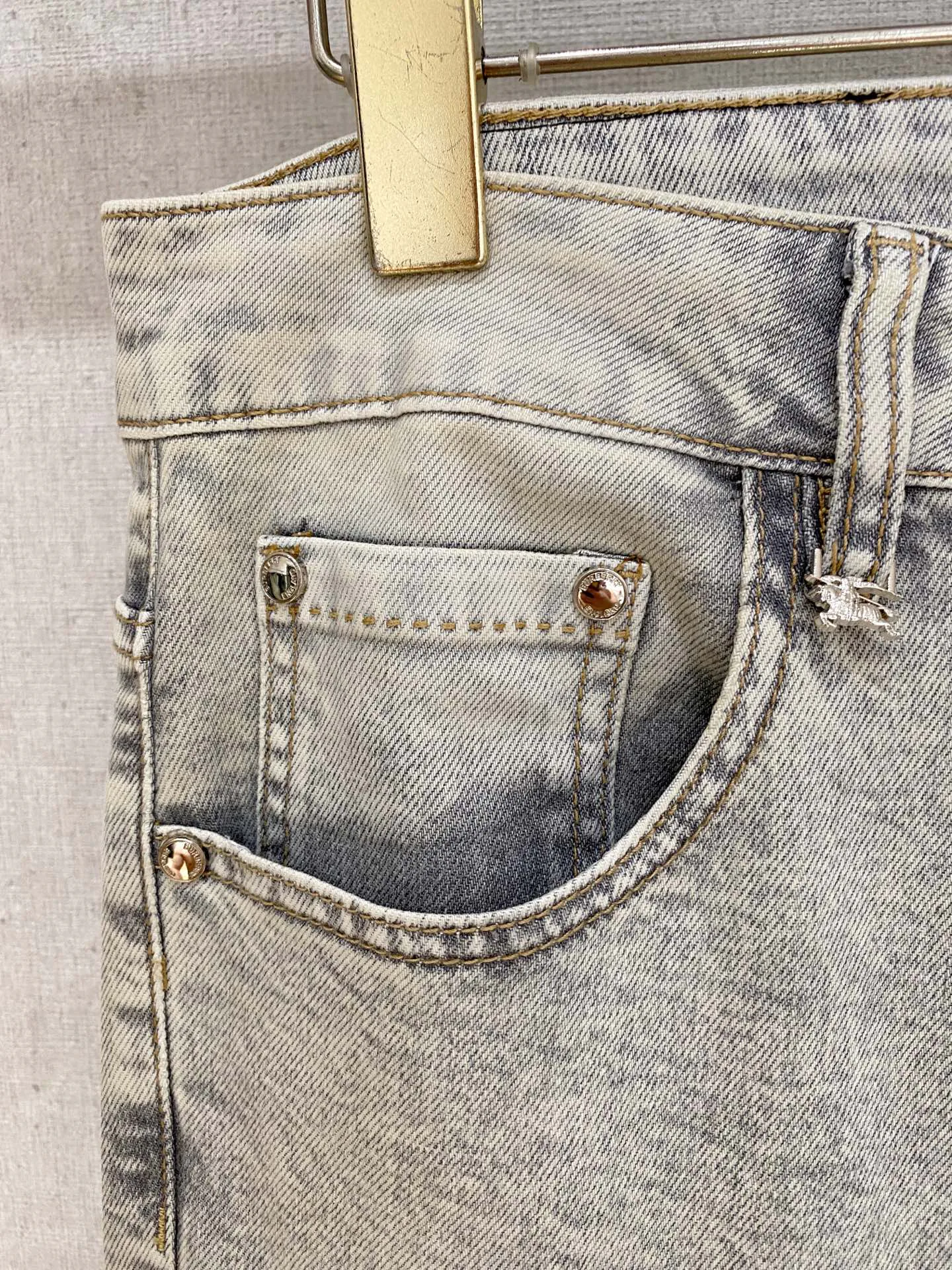 Джинсы Мужские Burberry 11929824