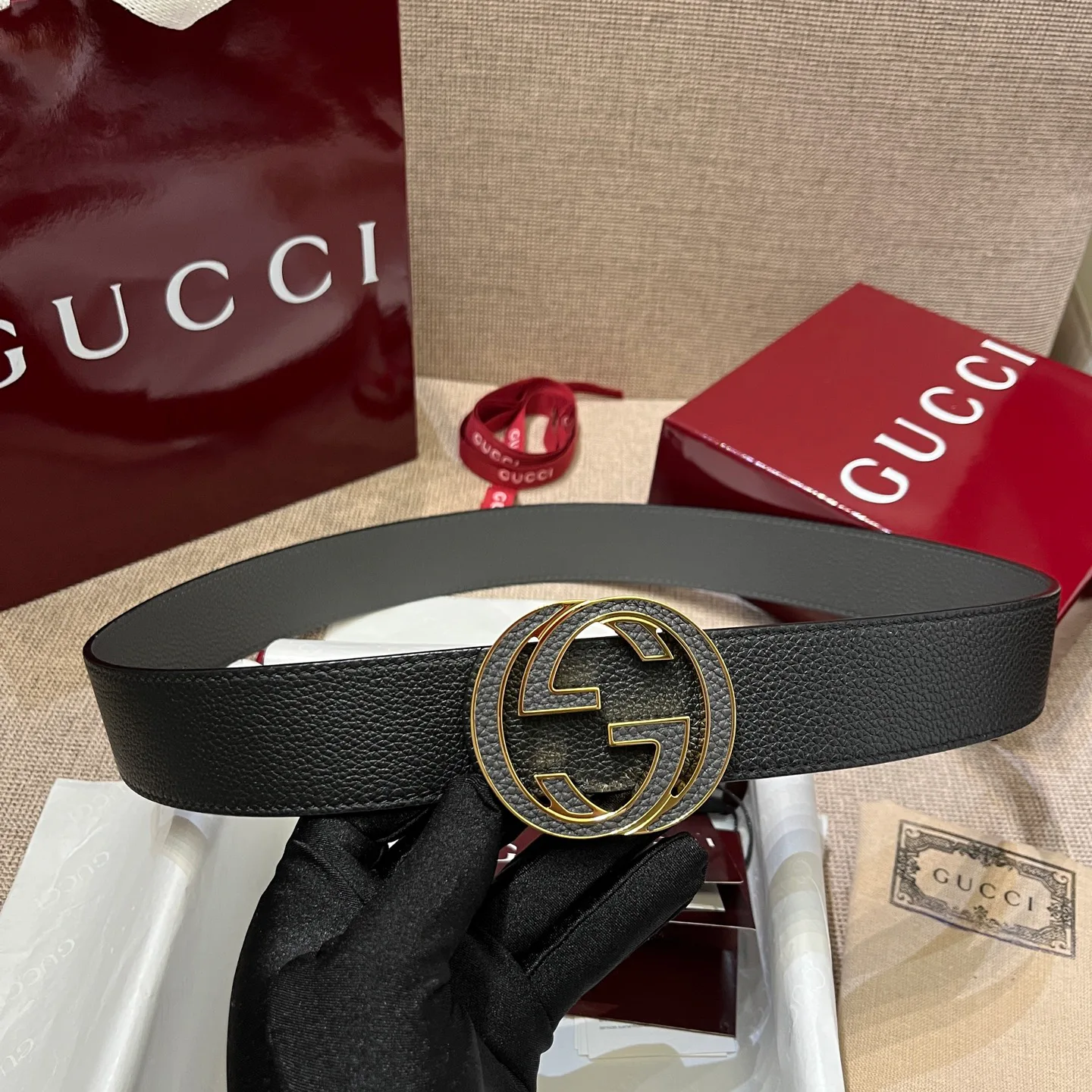 Ремни Gucci 35901