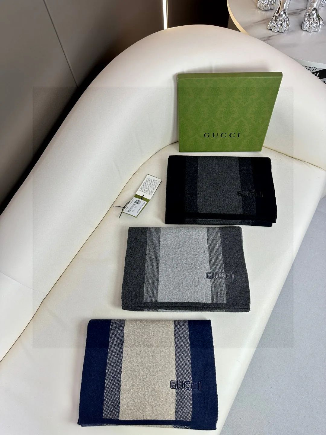 Шарфы Gucci 386164