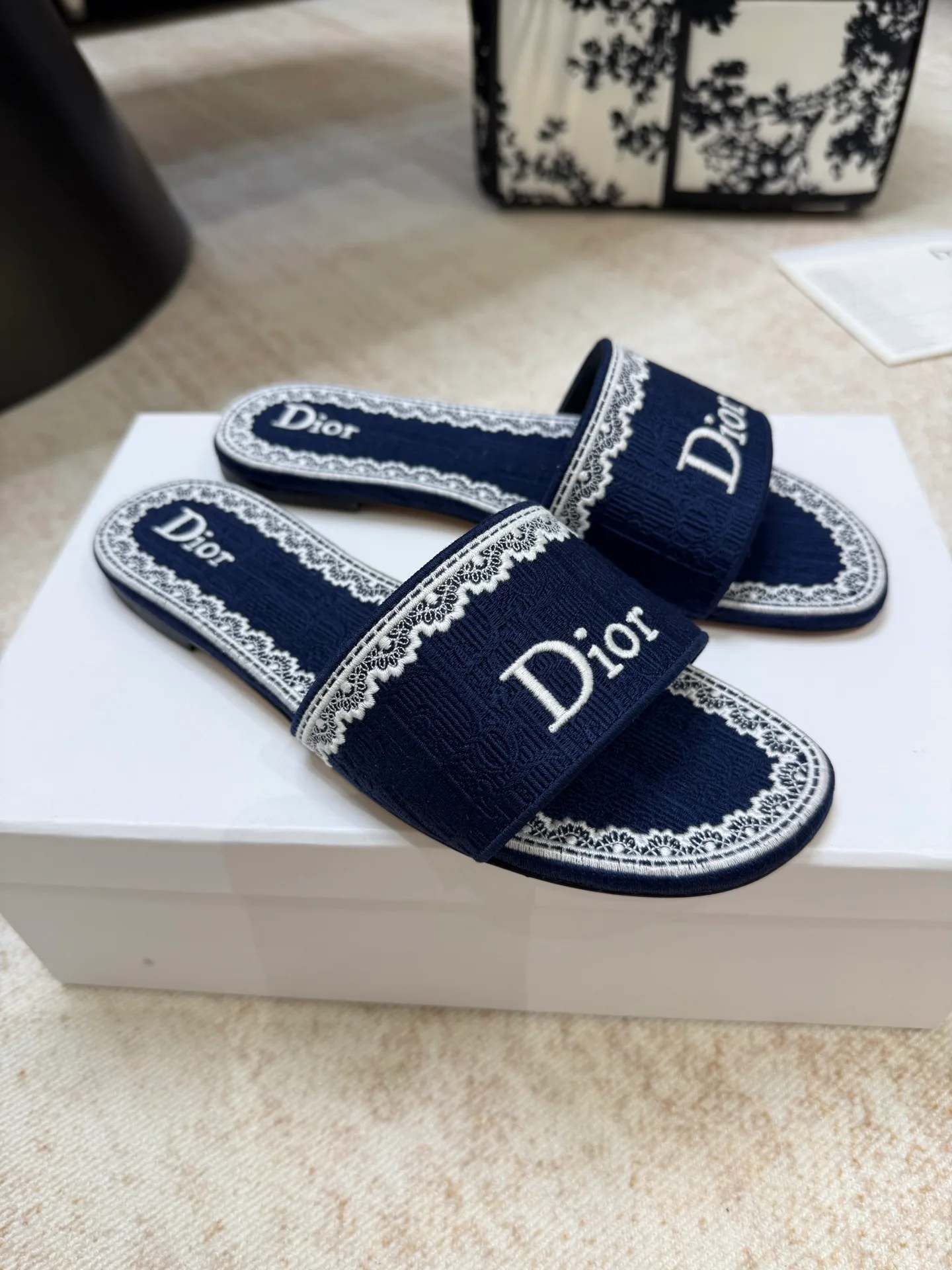 Шлепанцы Женские Christian Dior 11756608