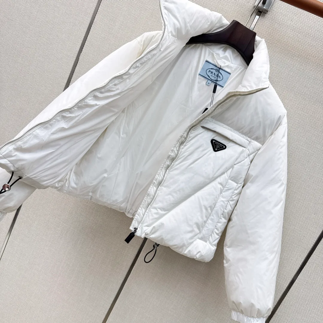 Куртки И Пуховики Женские Prada 18398199