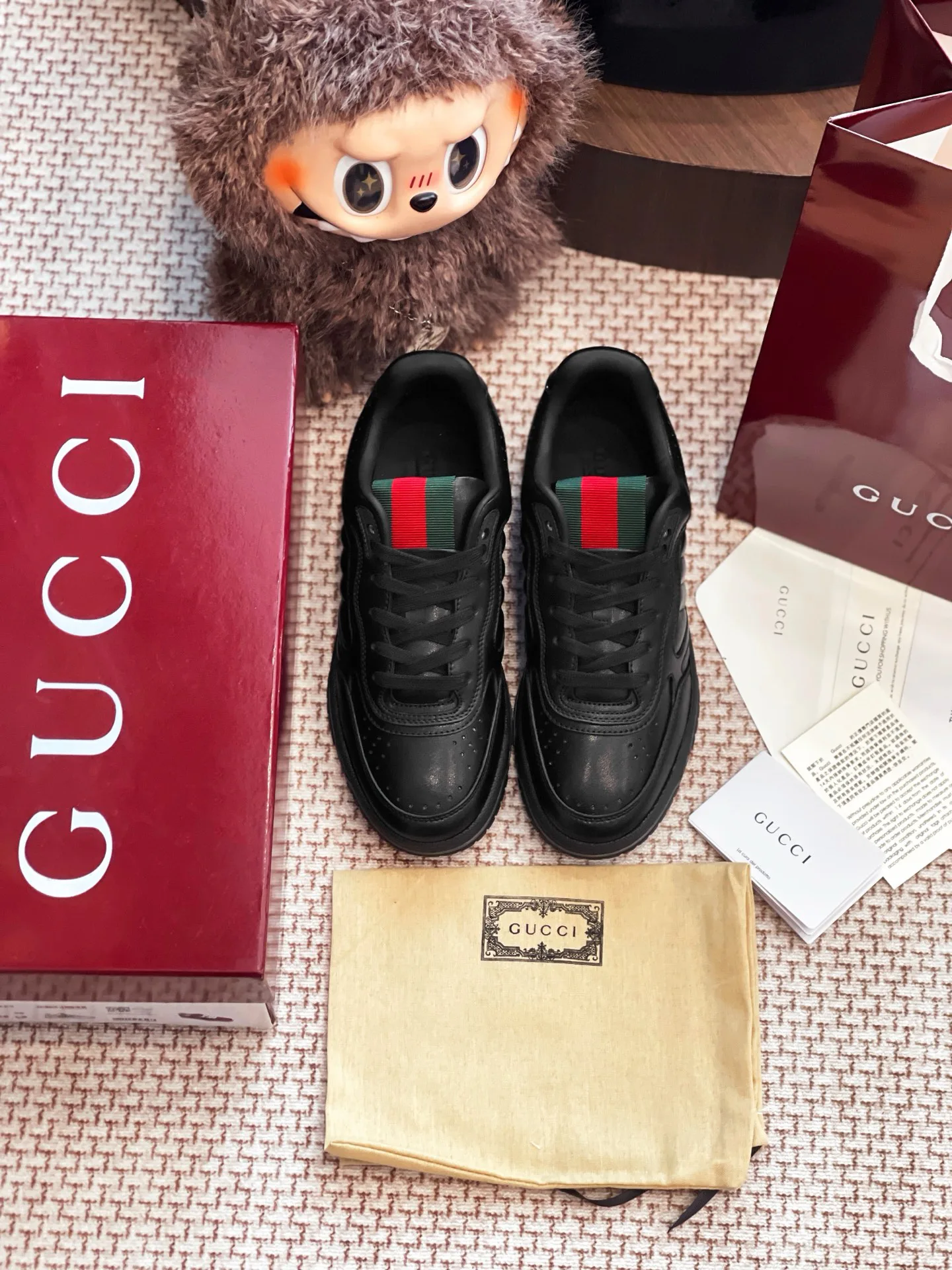Кроссовки Женские Gucci 10477211