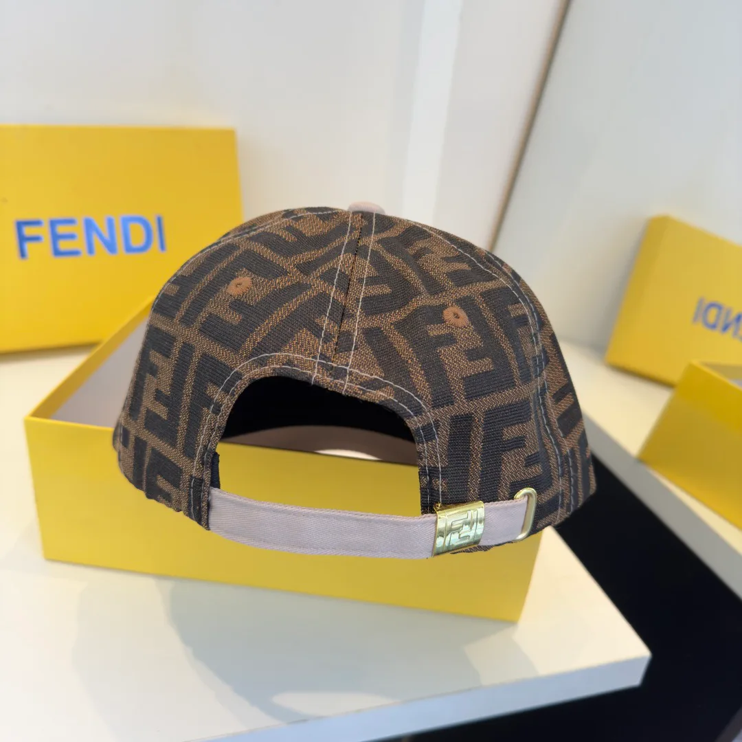 Головные Уборы Fendi 11416631
