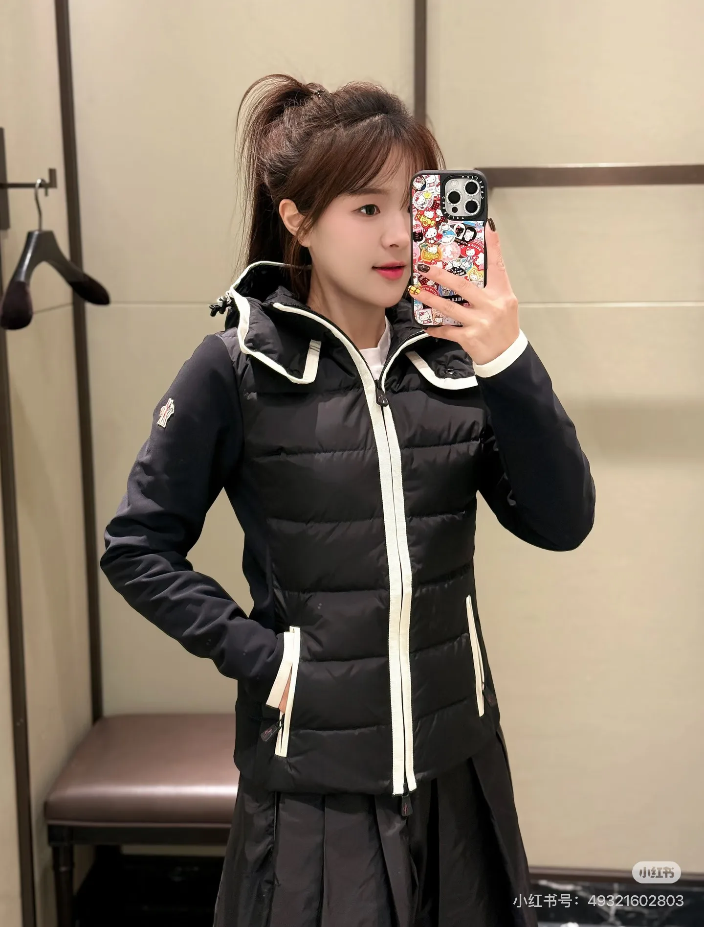 Куртки И Пуховики Женские Moncler 19698107