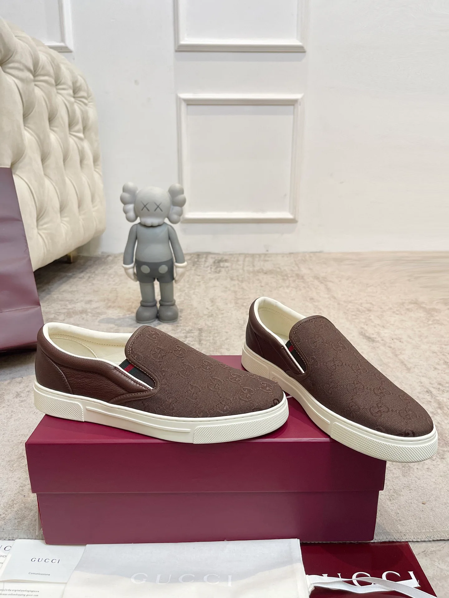 Кроссовки Женские Gucci 18901576