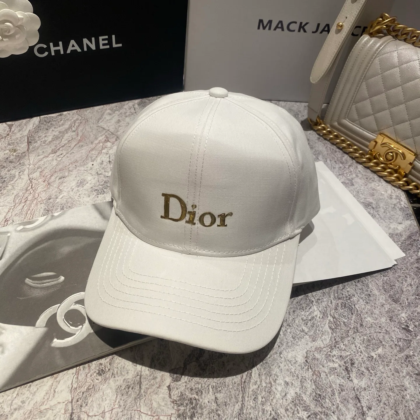 Головные Уборы Christian Dior 11477