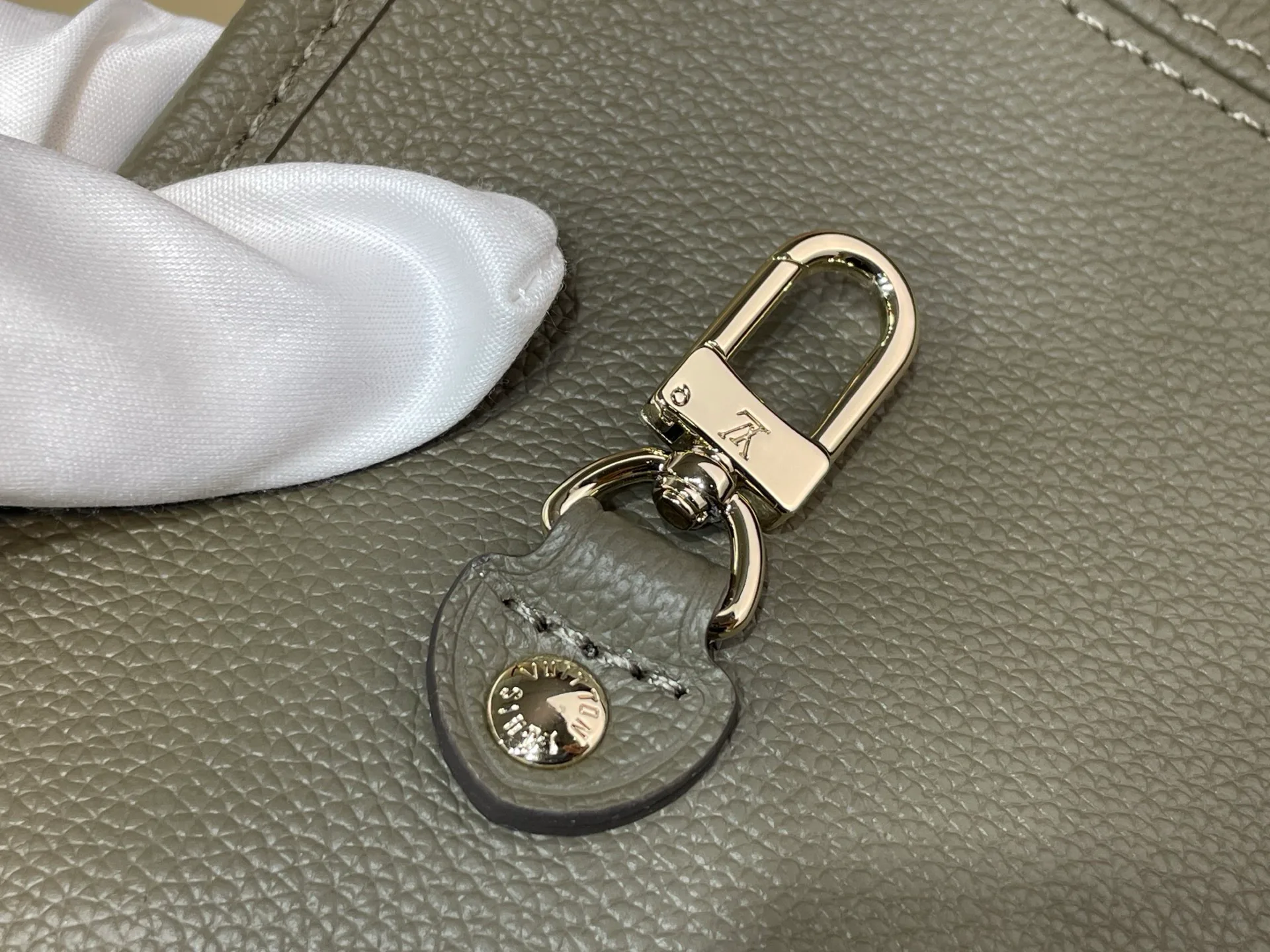 Классические Сумки Женские Louis Vuitton 512918