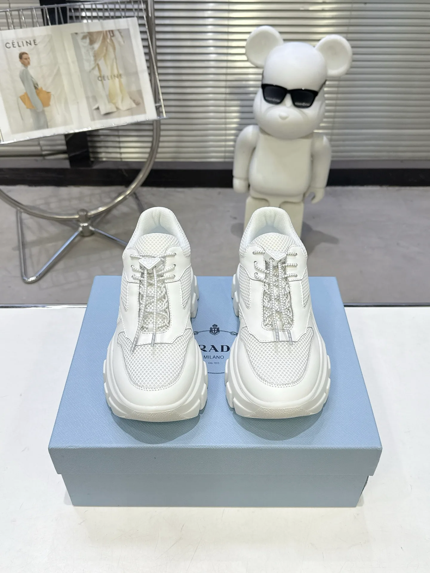 Кроссовки Женские Prada 17371777