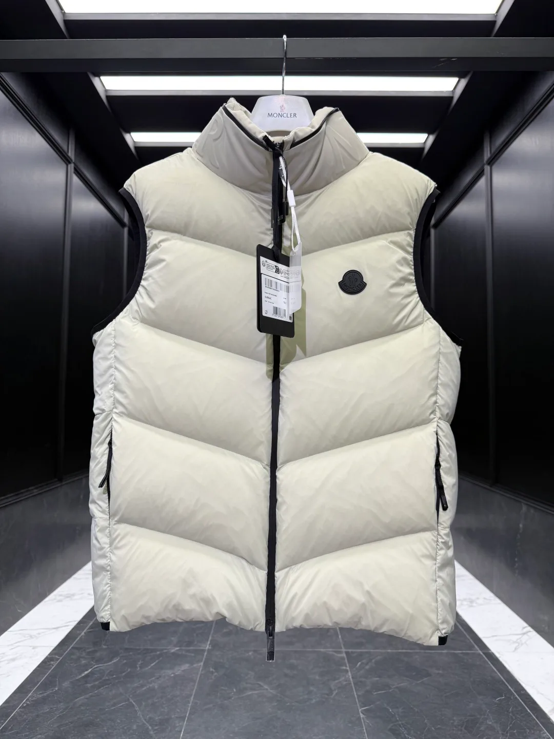 Жилеты Мужские Moncler 4848793
