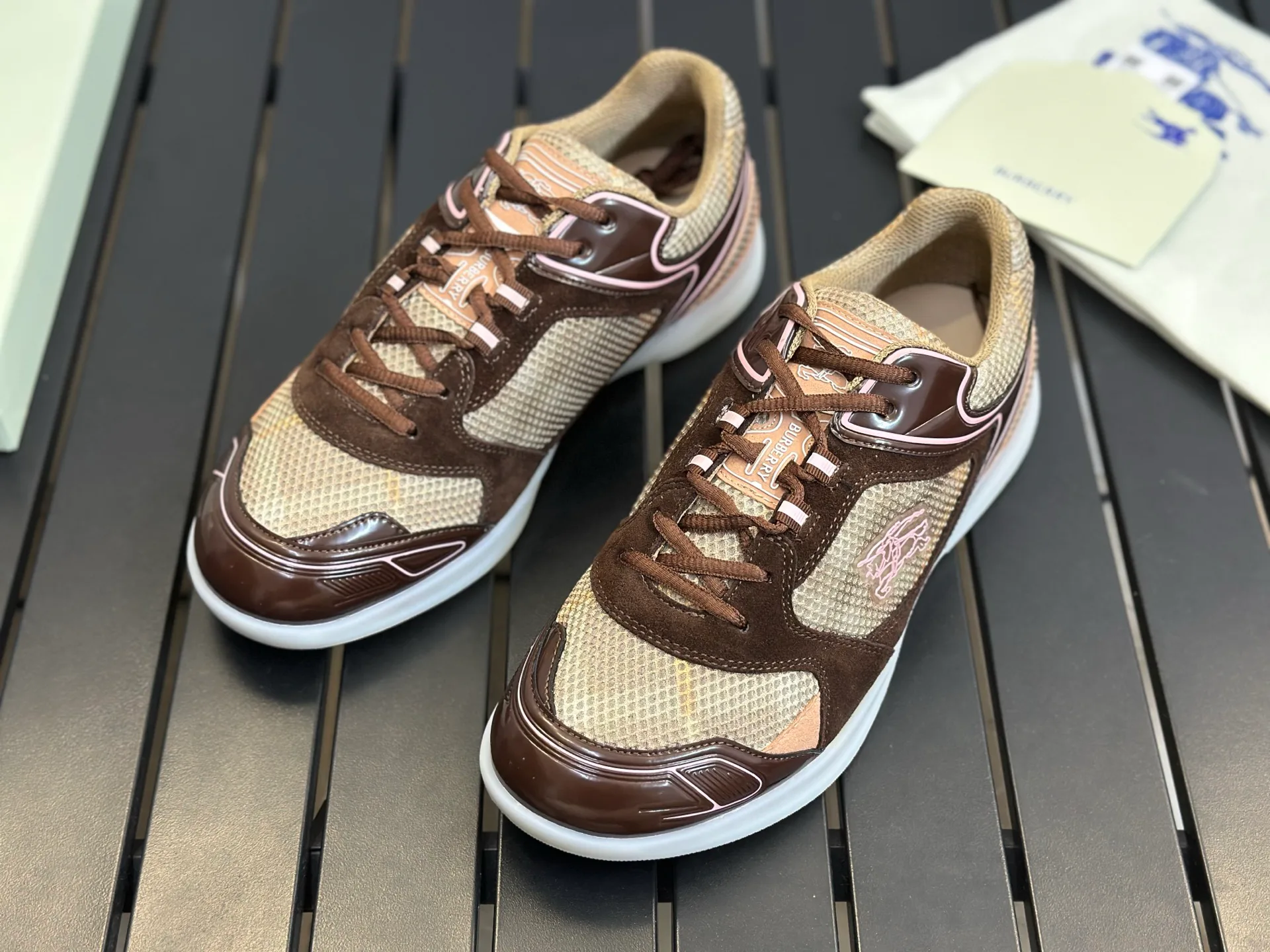 Кроссовки Мужские Burberry 17420352
