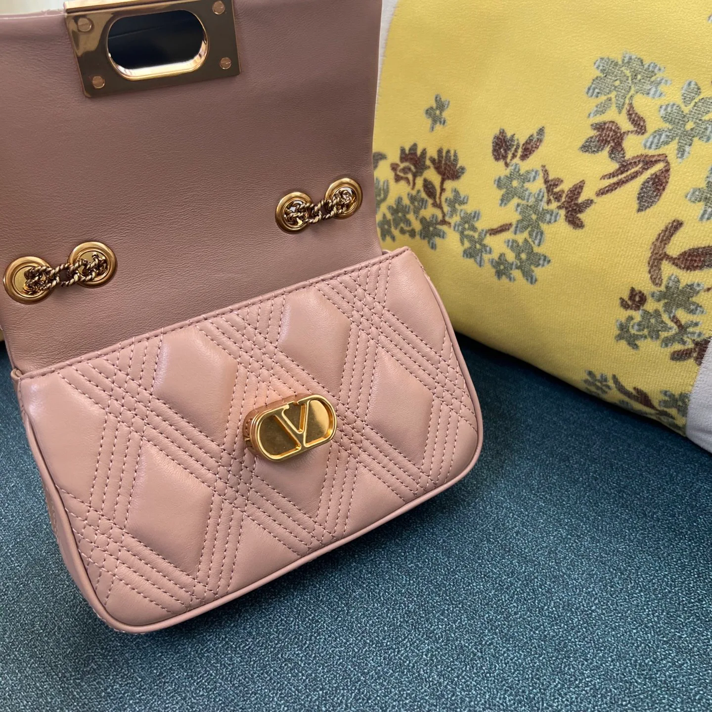 Сумки На Ремне Женские Valentino 8728881