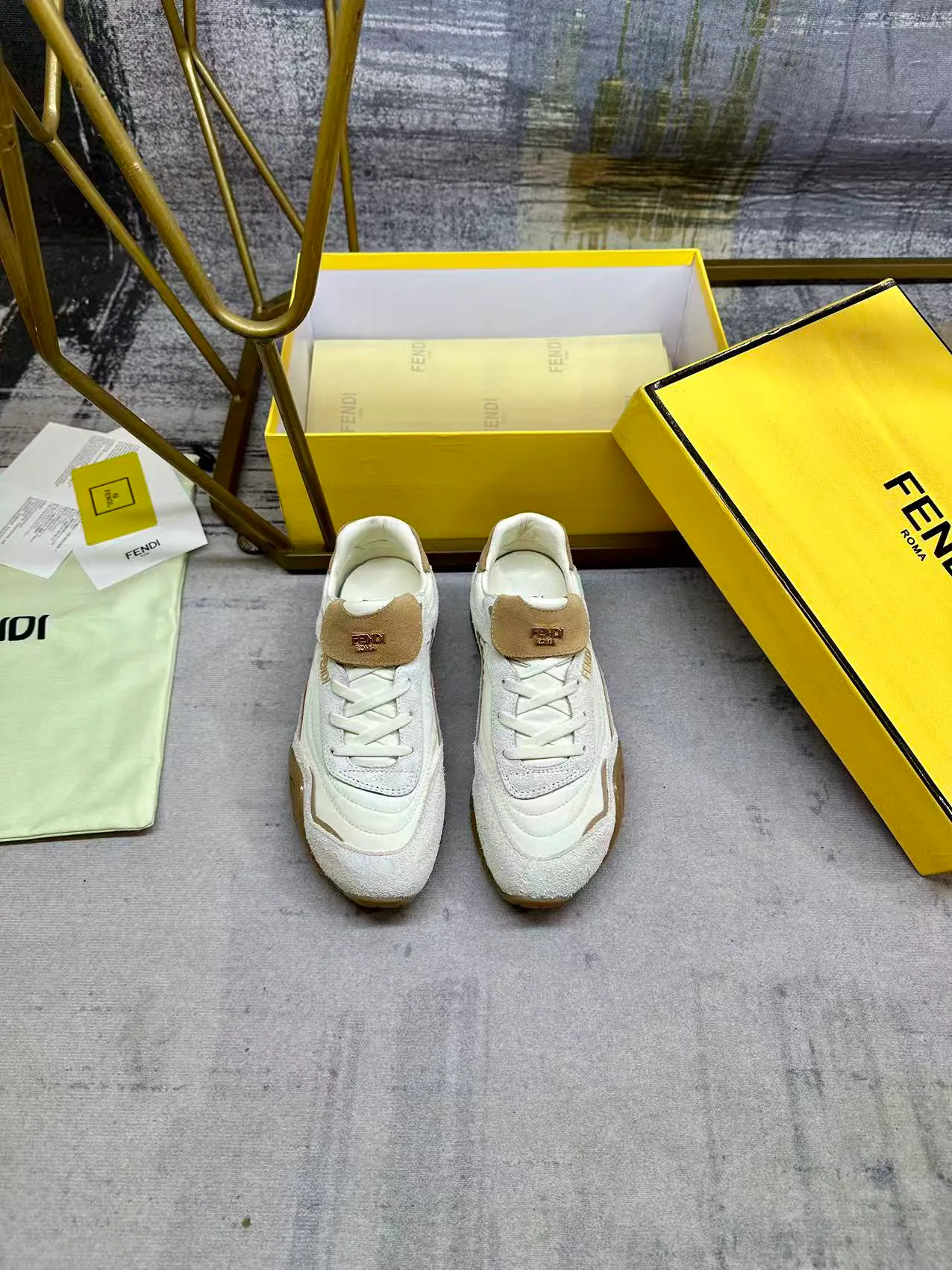 Кроссовки Женские Fendi 9856766