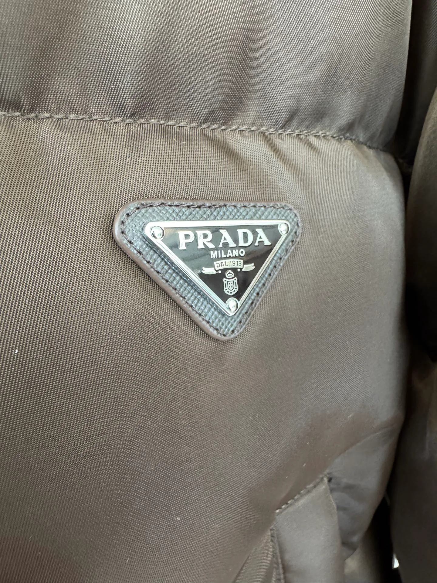 Куртки И Пуховики Женские Prada 18758182