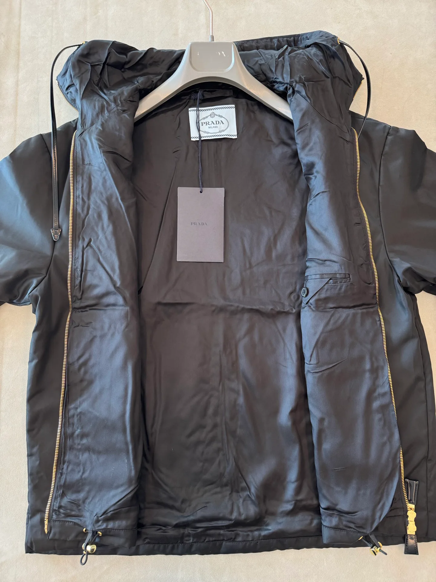 Куртки И Пуховики Женские Prada 18189294