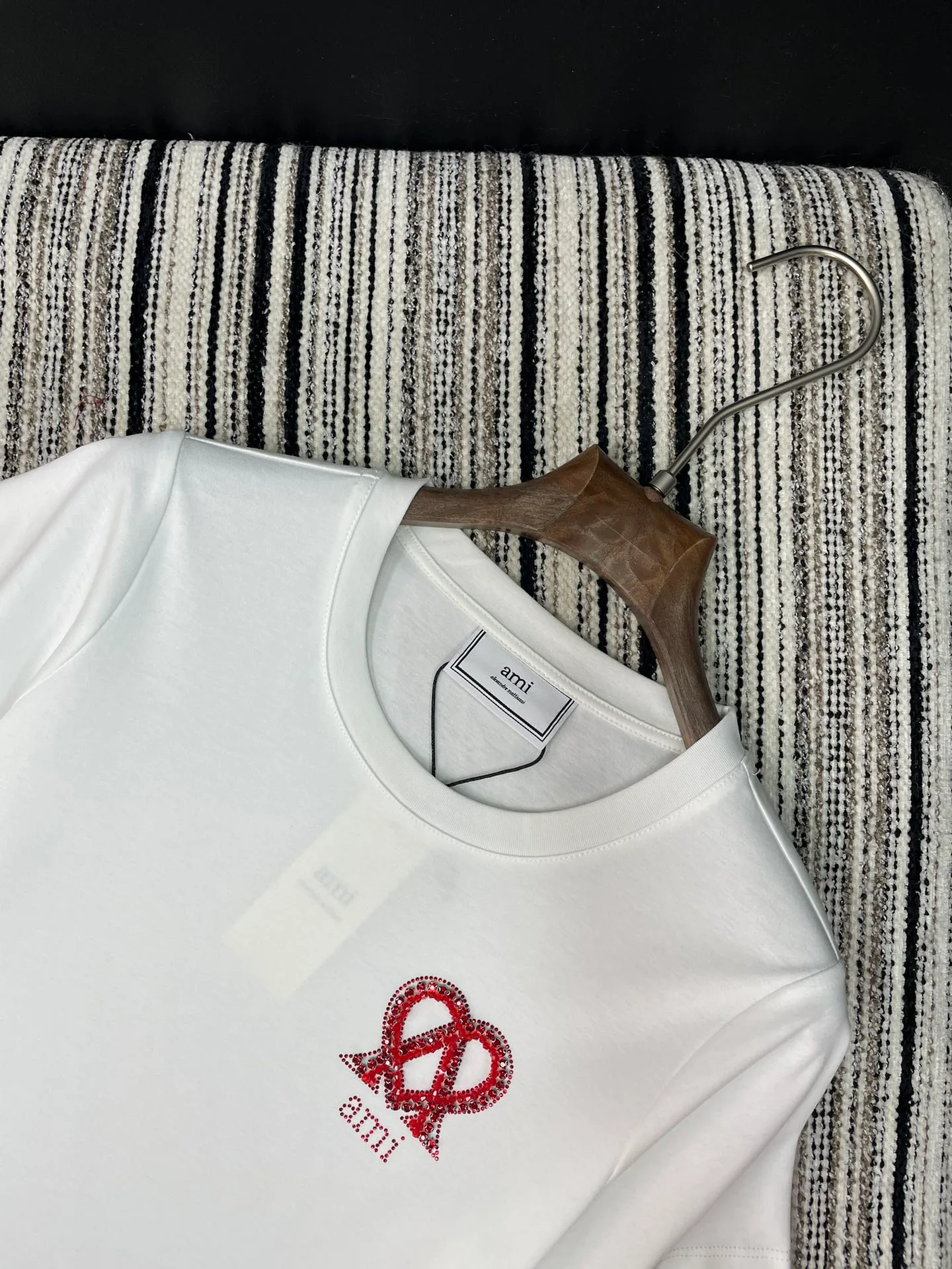 Футболки Женские Ami Paris 1023983