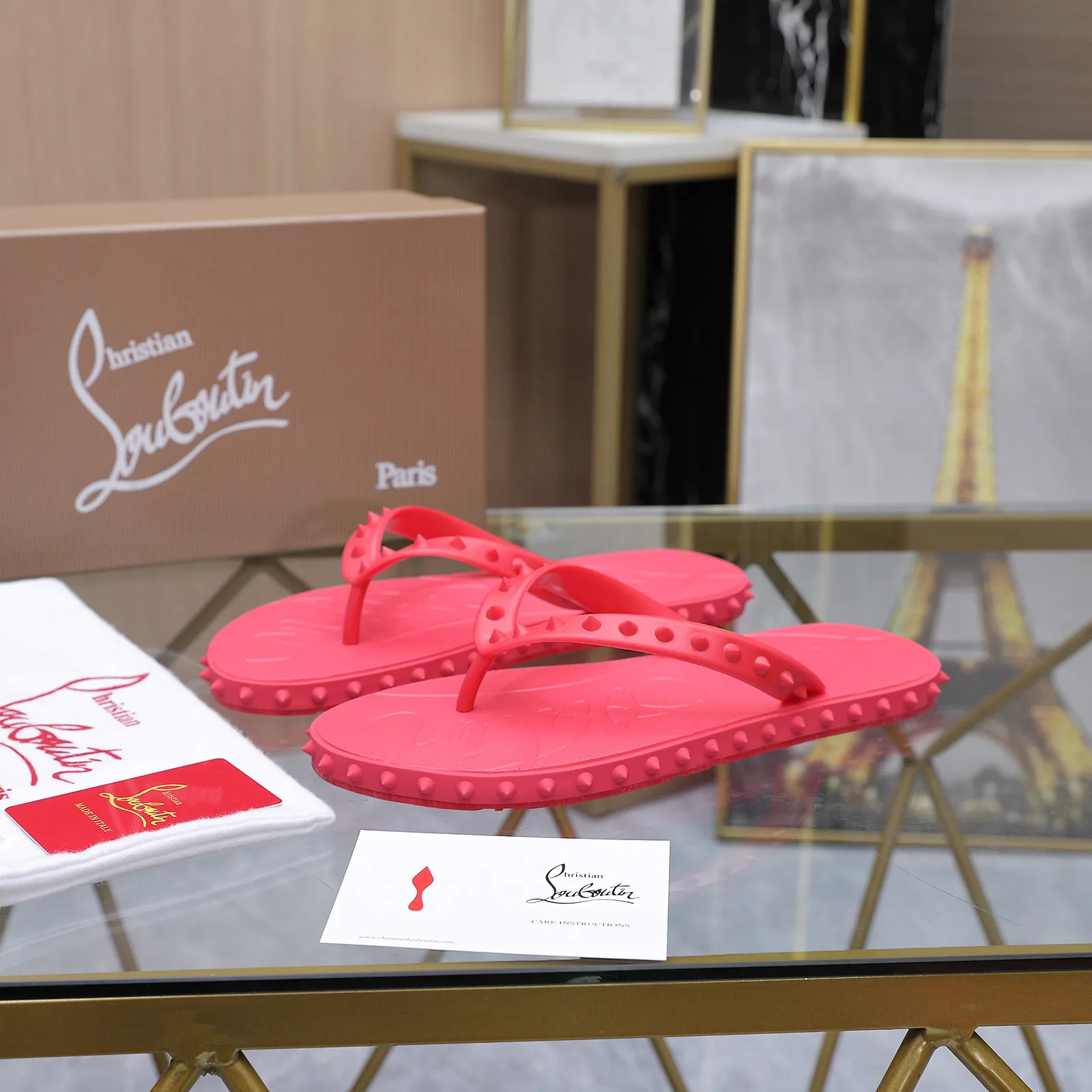 Шлепанцы Женские Christian Louboutin 17514964
